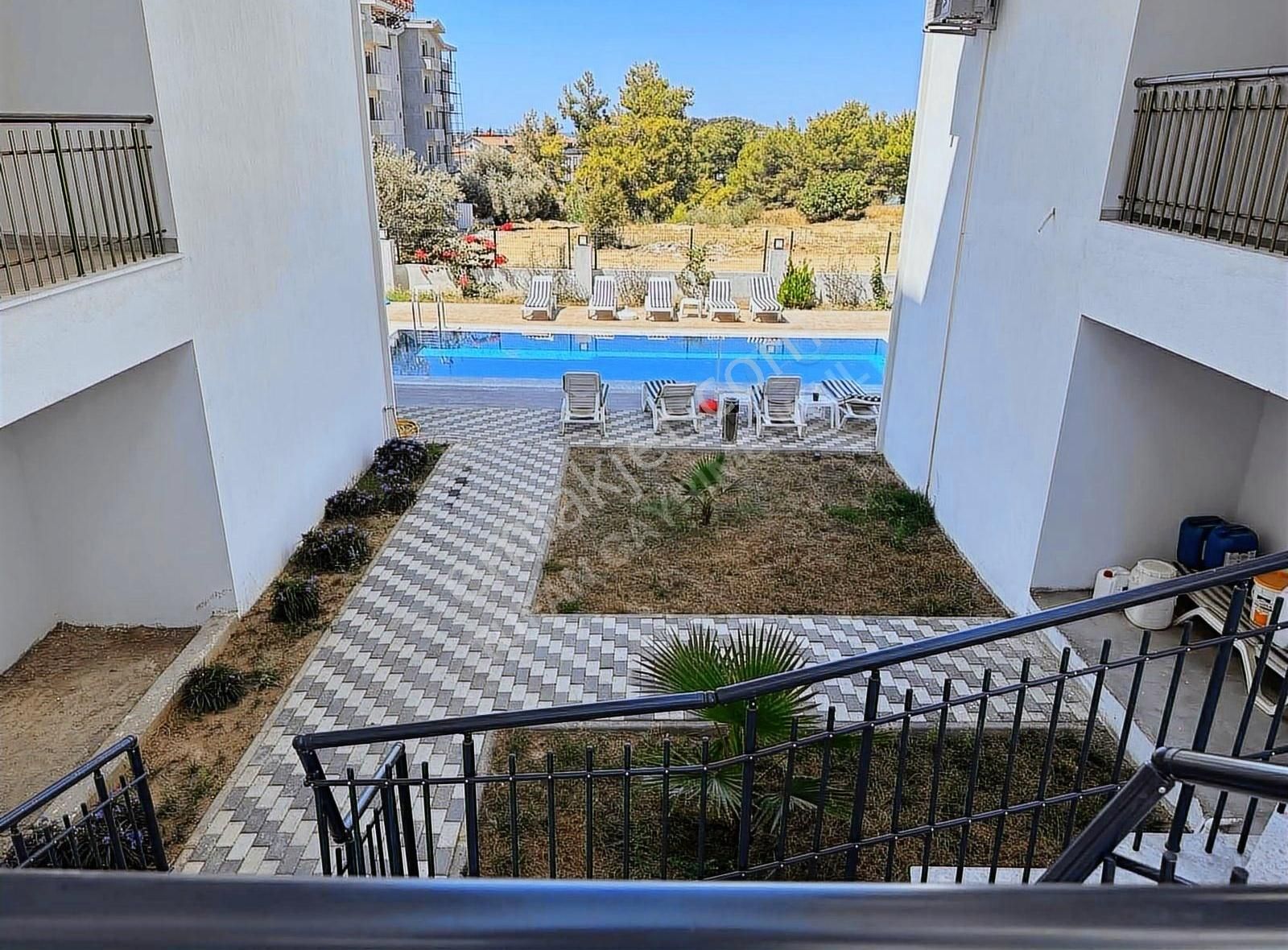 Sarılarda Site İçerisinde Havuzu Sıfır Ultralüks 2-+1 Daire - Görsel 8