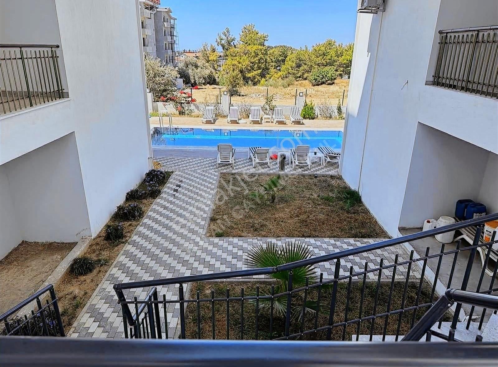 Sarılarda Site İçerisinde Havuzu Sıfır Ultralüks 2-+1 Daire - Görsel 10