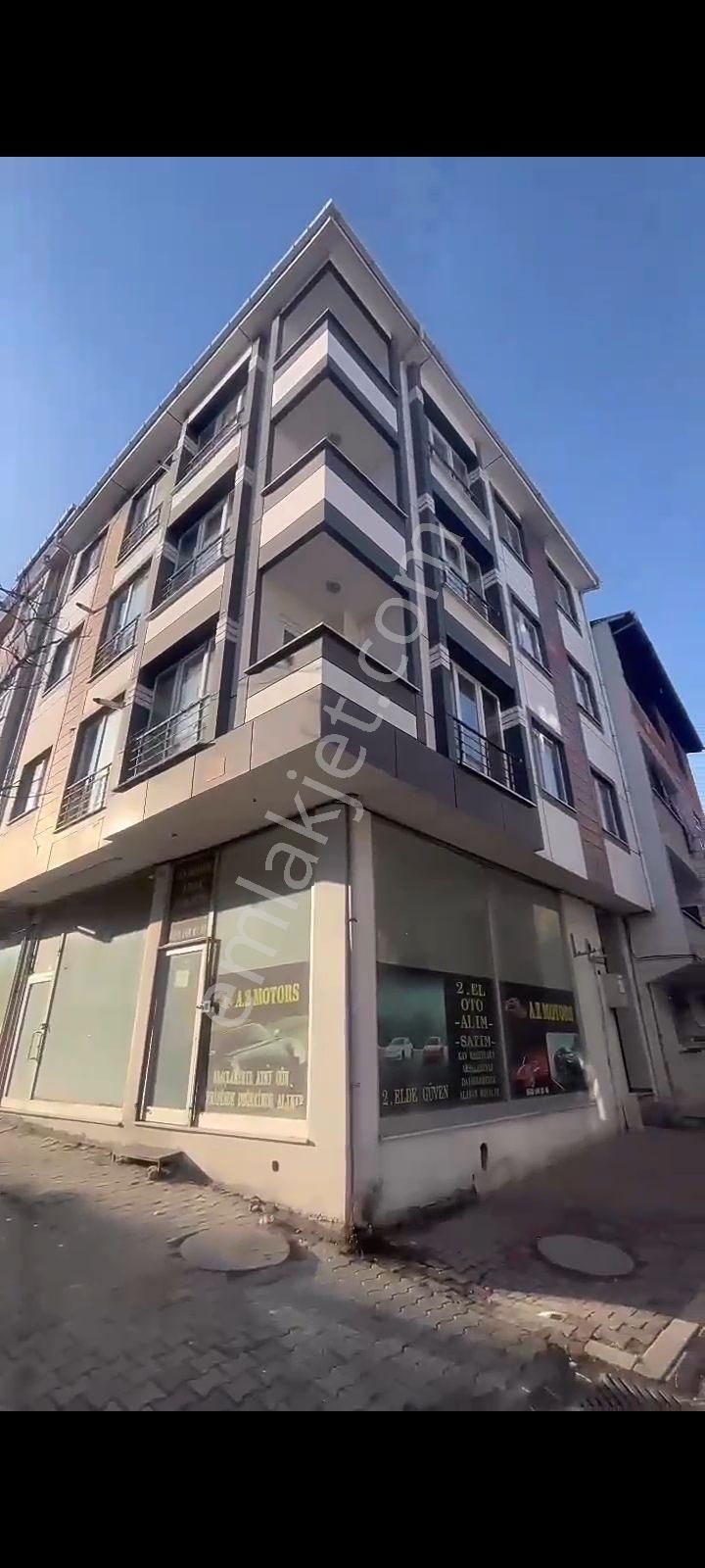 Yeni Daire 3+1 Satılık Esenyurt Mandıra Caddesi