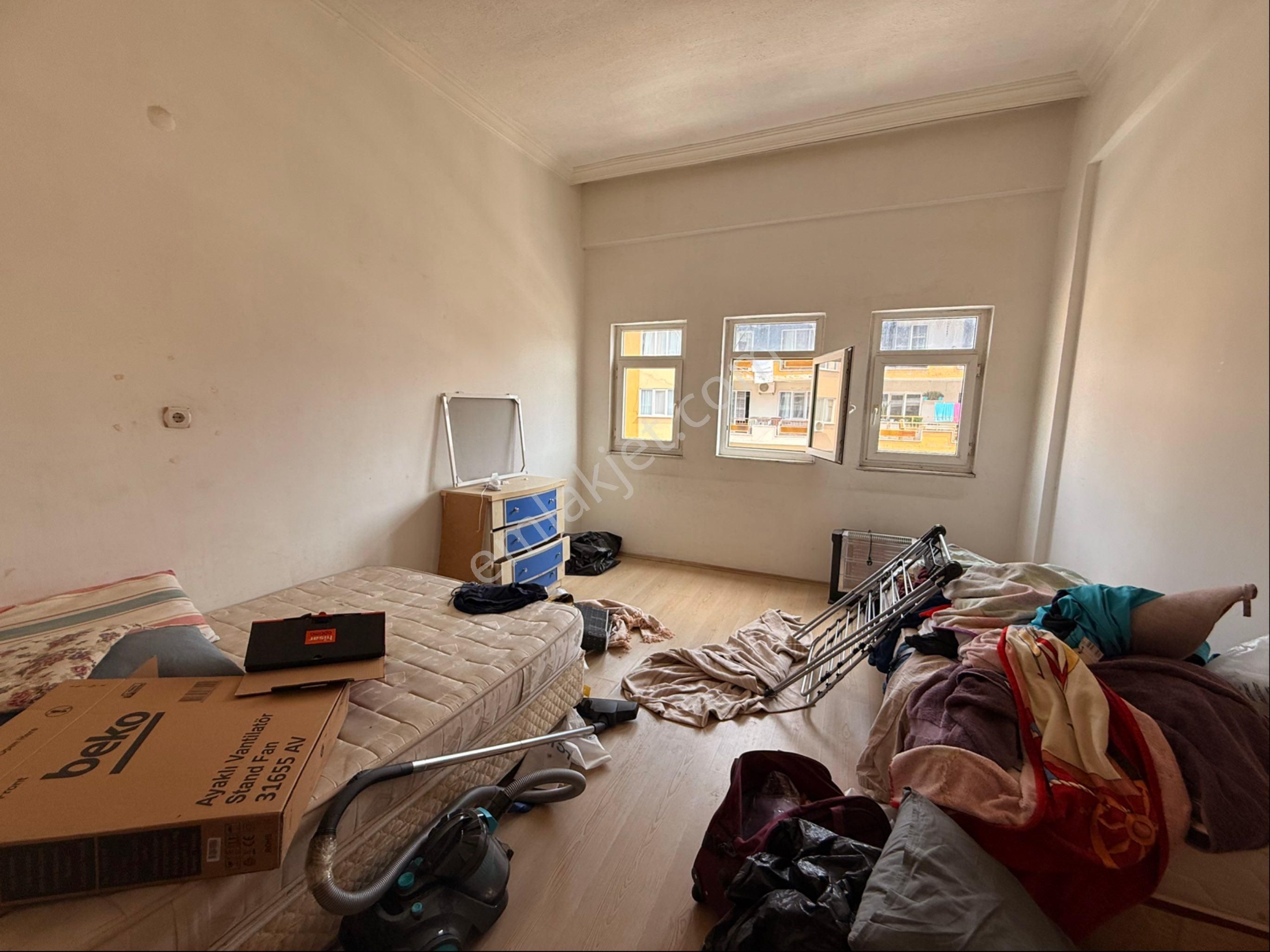 Merkkezde Satılık 2+1 - Görsel 9