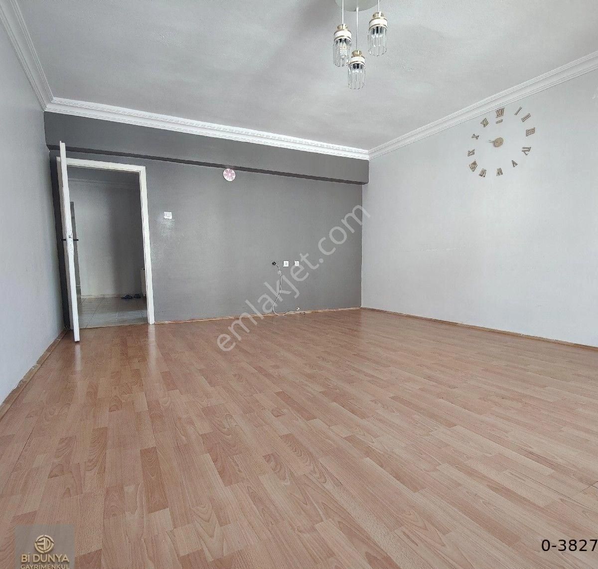 Etimesgut K.karabekir Mah 3+1 Katta Ön Cephe Satılık 130 M2