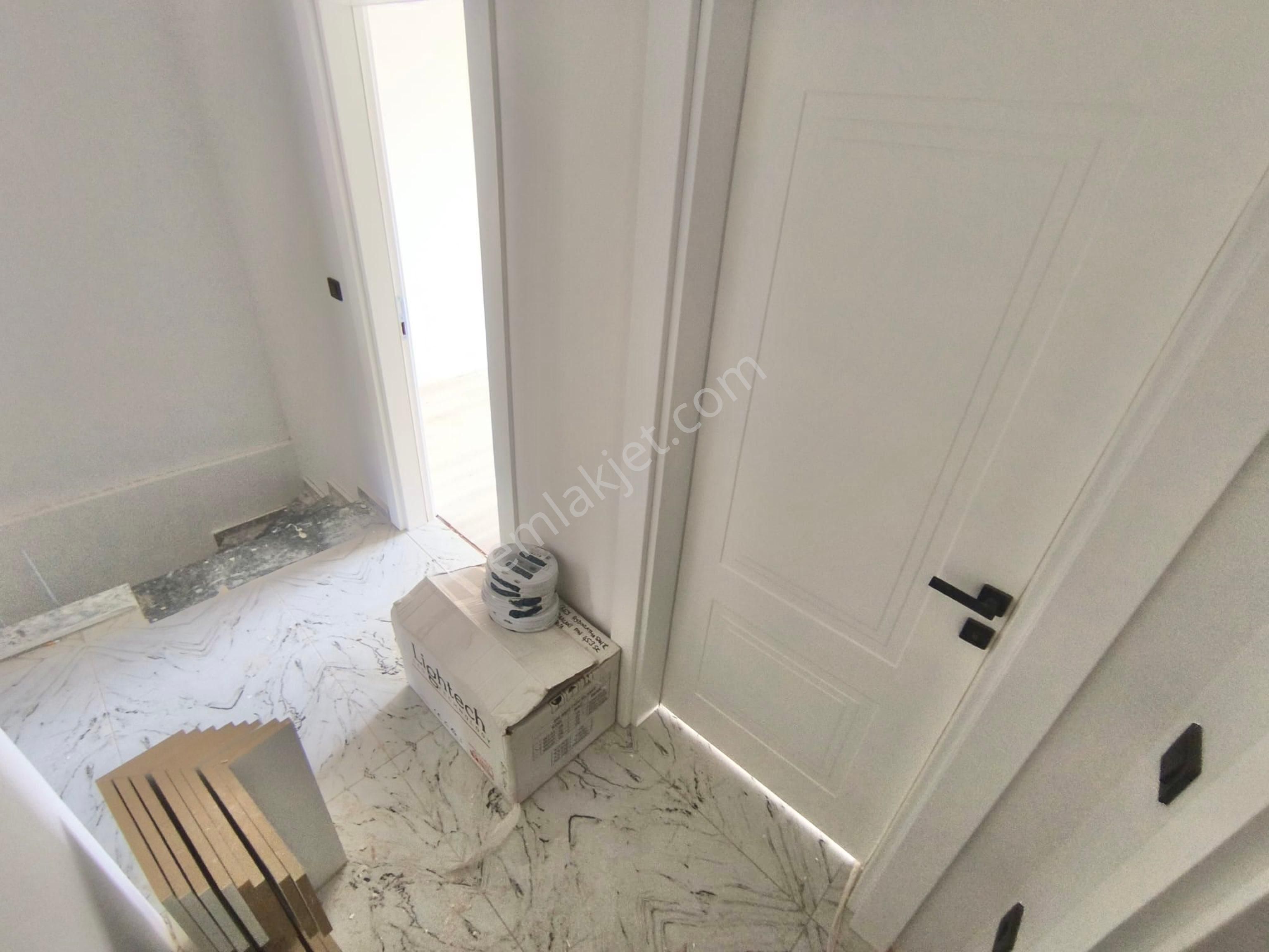 Yetkili Yalçından Kadıköyde Full Kredili Bahçeli Bahçeli Sıfır 3+1 Daire - Görsel 16