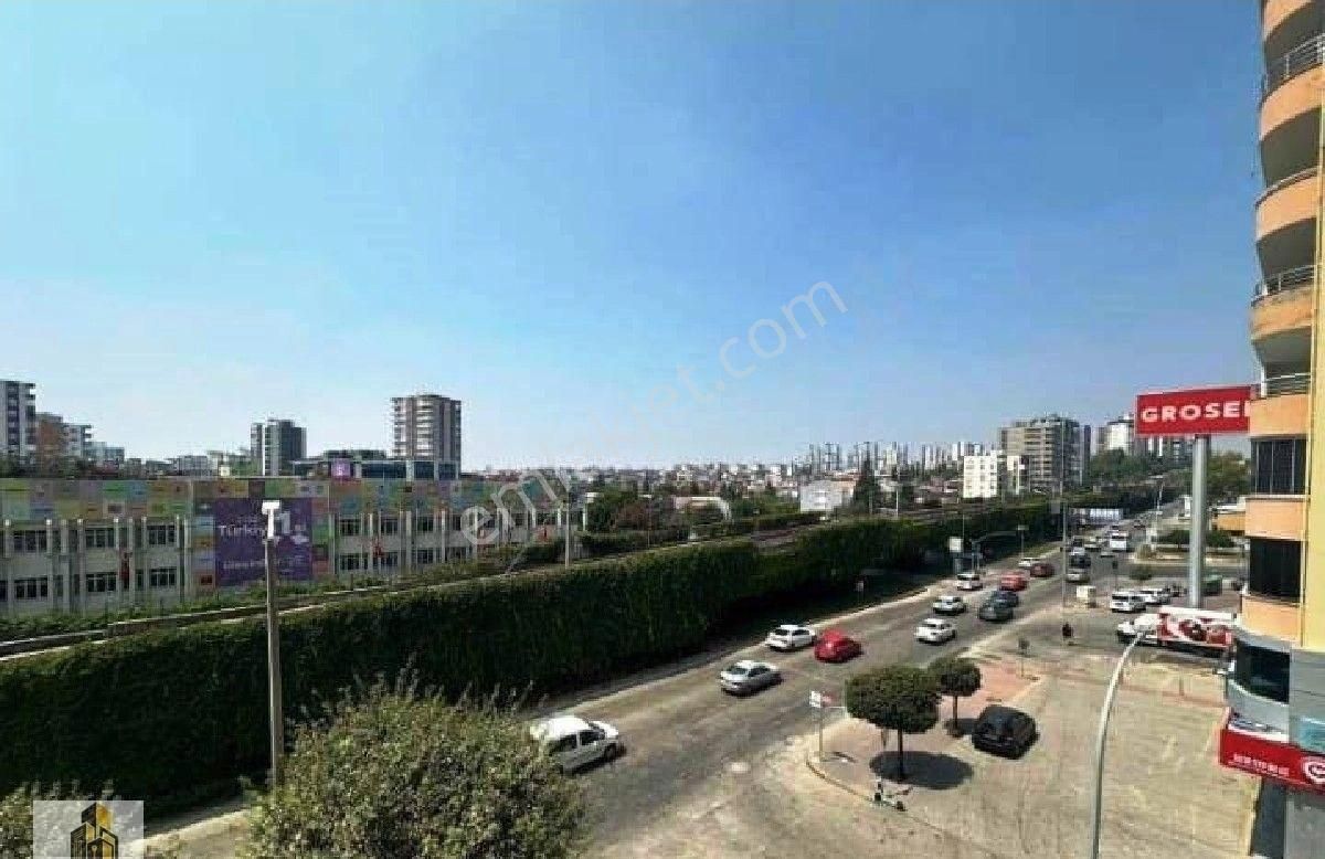Gündoğdu Koleji Civ Blv Üzer K.mutfak Çb+go Hasarsız 4+1 Satılık
