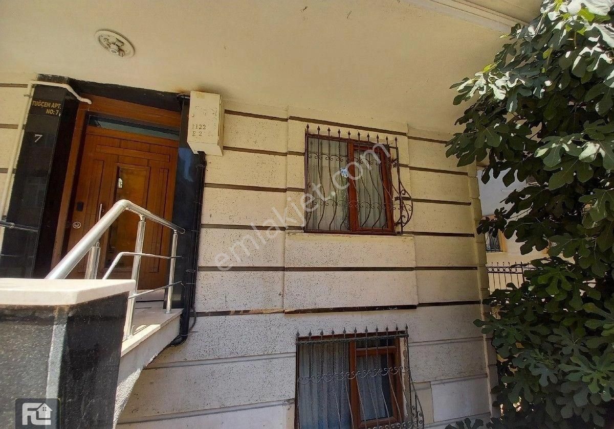 Fl Emlaktan Bulgurlu Metro Yakını 35 Bin Kiracılı Eşyalı 2+1 Yüksek Giriş