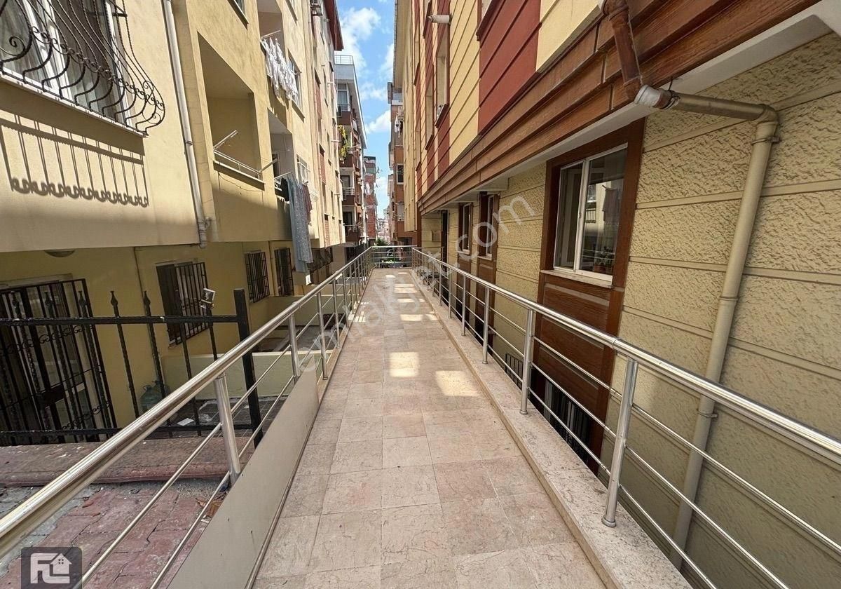 F-l Emlaktan Eyüpoğlu Kolej Yakını Takatpaşa Dörtyol Işıklarda Eşyalı 2+1