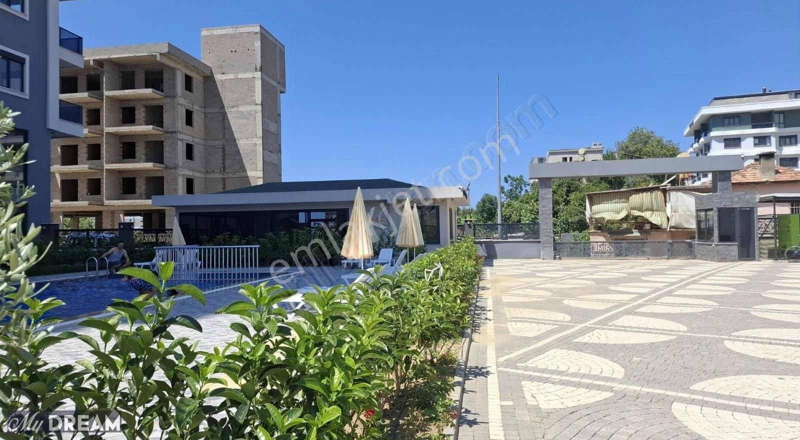 Alanya Mahmutlar Deniz Manzaralı Sıfır Bina Satılık 1+1 Daire - Görsel 32