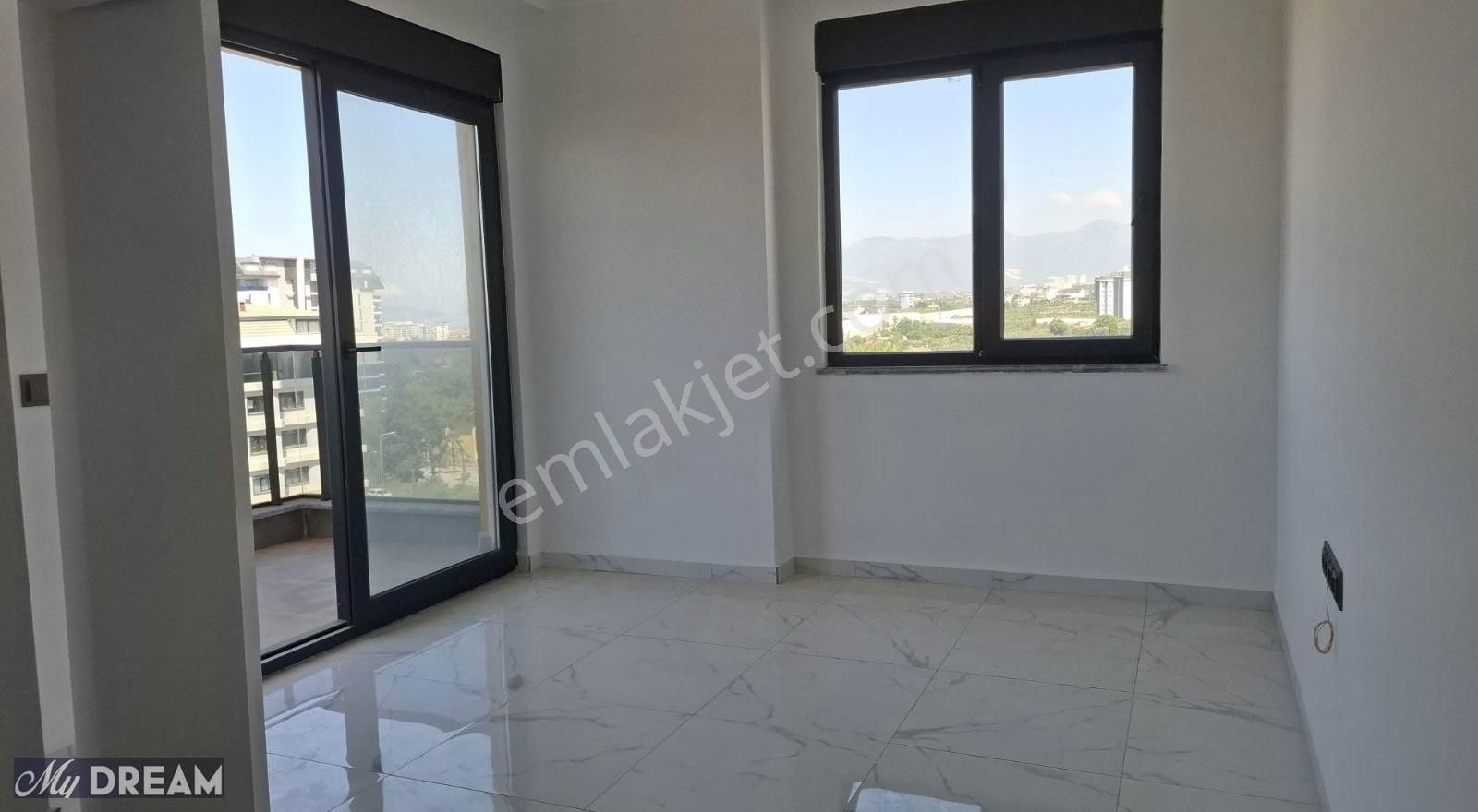 Alanya Mahmutlar Deniz Manzaralı Sıfır Bina Satılık 1+1 Daire - Görsel 28