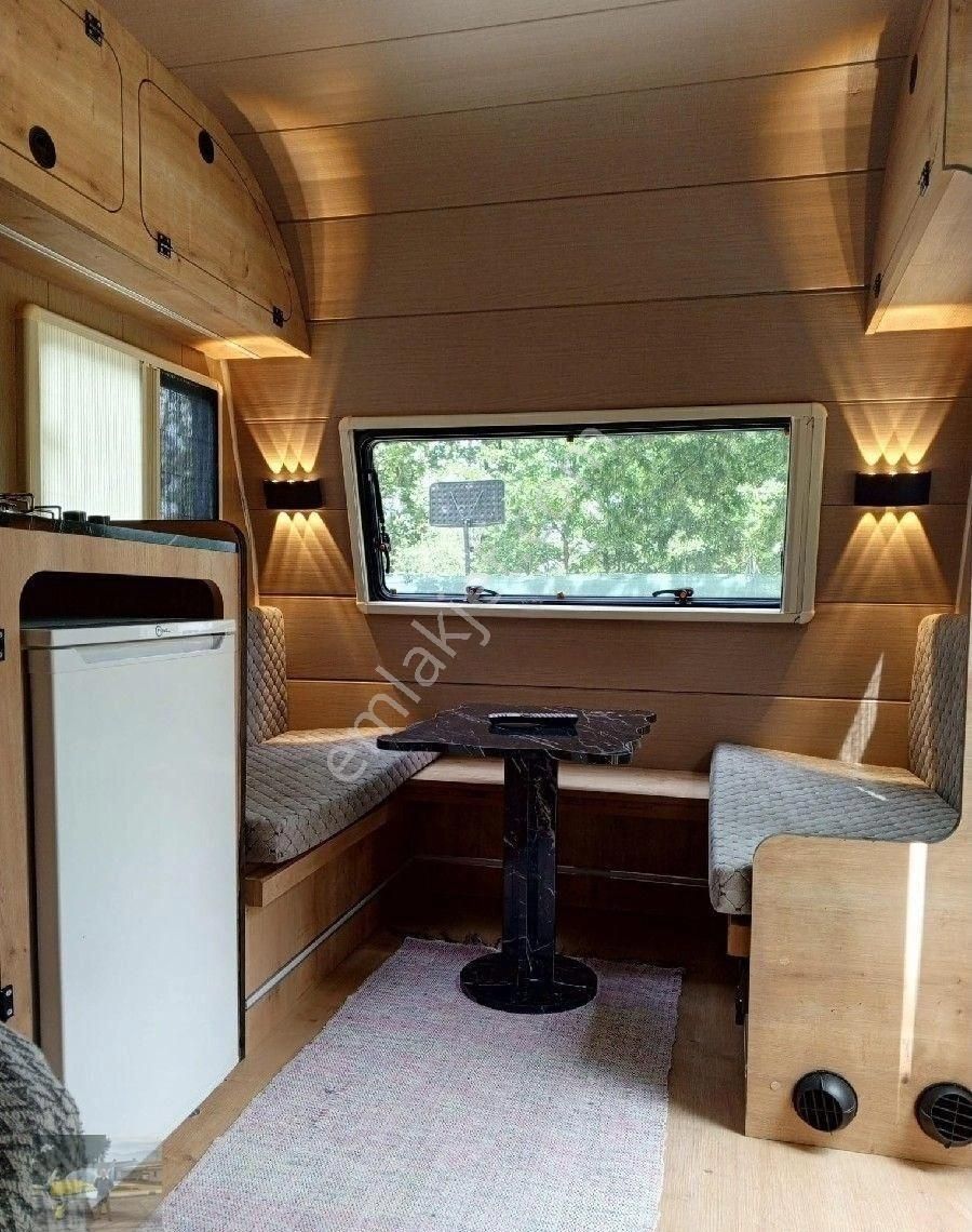 Doğa İçinde Göl Manzaralı Karavan Kampı... - Görsel 26