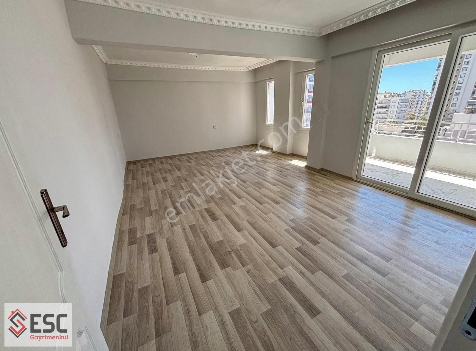 Esc'den Yeni Mahalle'de İçi Yapılı 3+1 Daire Esc2091