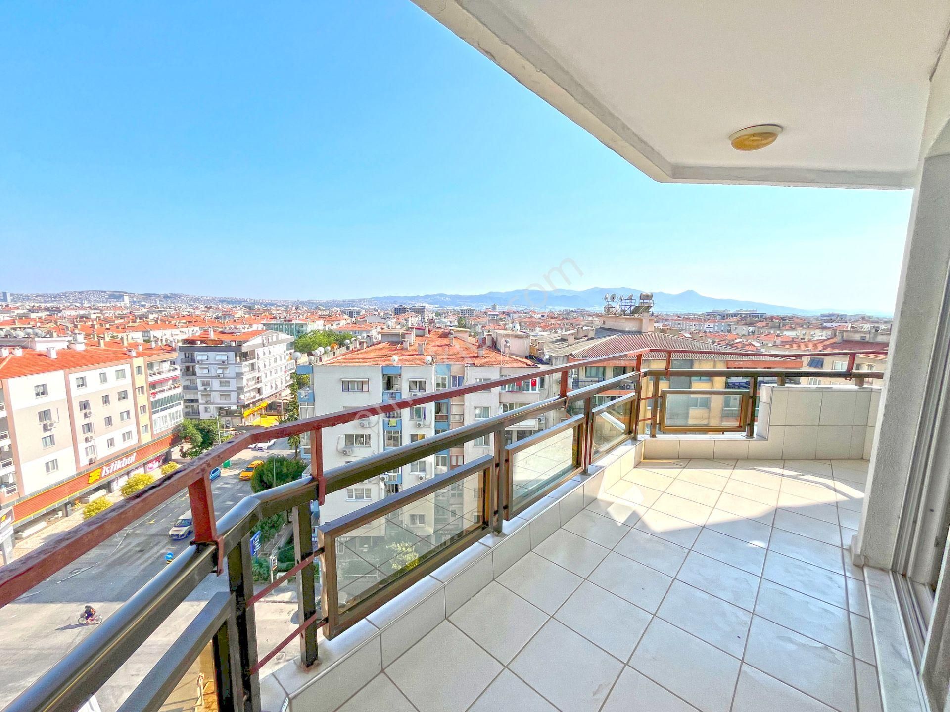 Karşıyaka Gün Sazak Bulvarında Satılık Manzaralı Geniş 3+1 Daire - Görsel 29