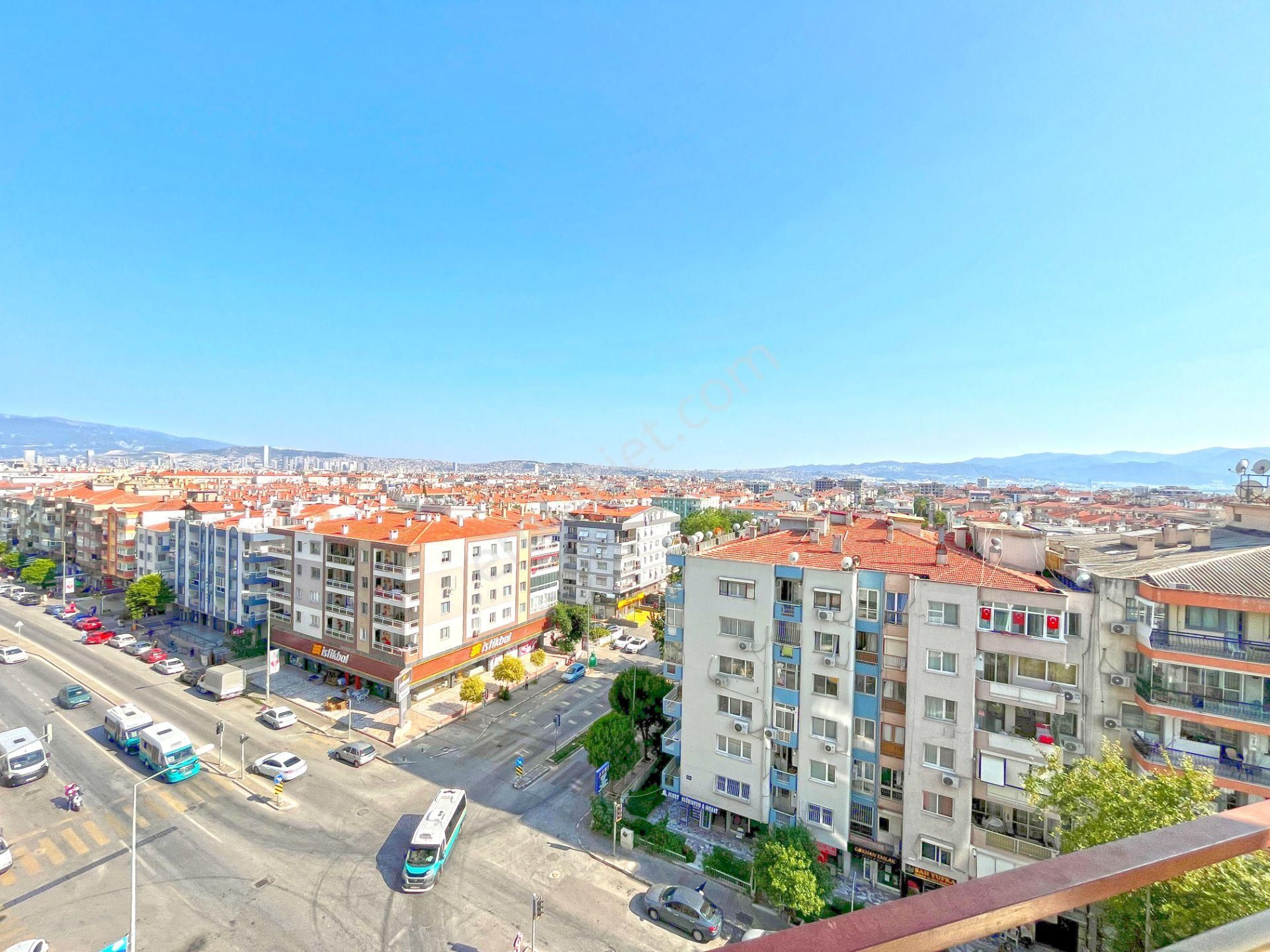 Karşıyaka Gün Sazak Bulvarında Satılık Manzaralı Geniş 3+1 Daire - Görsel 27