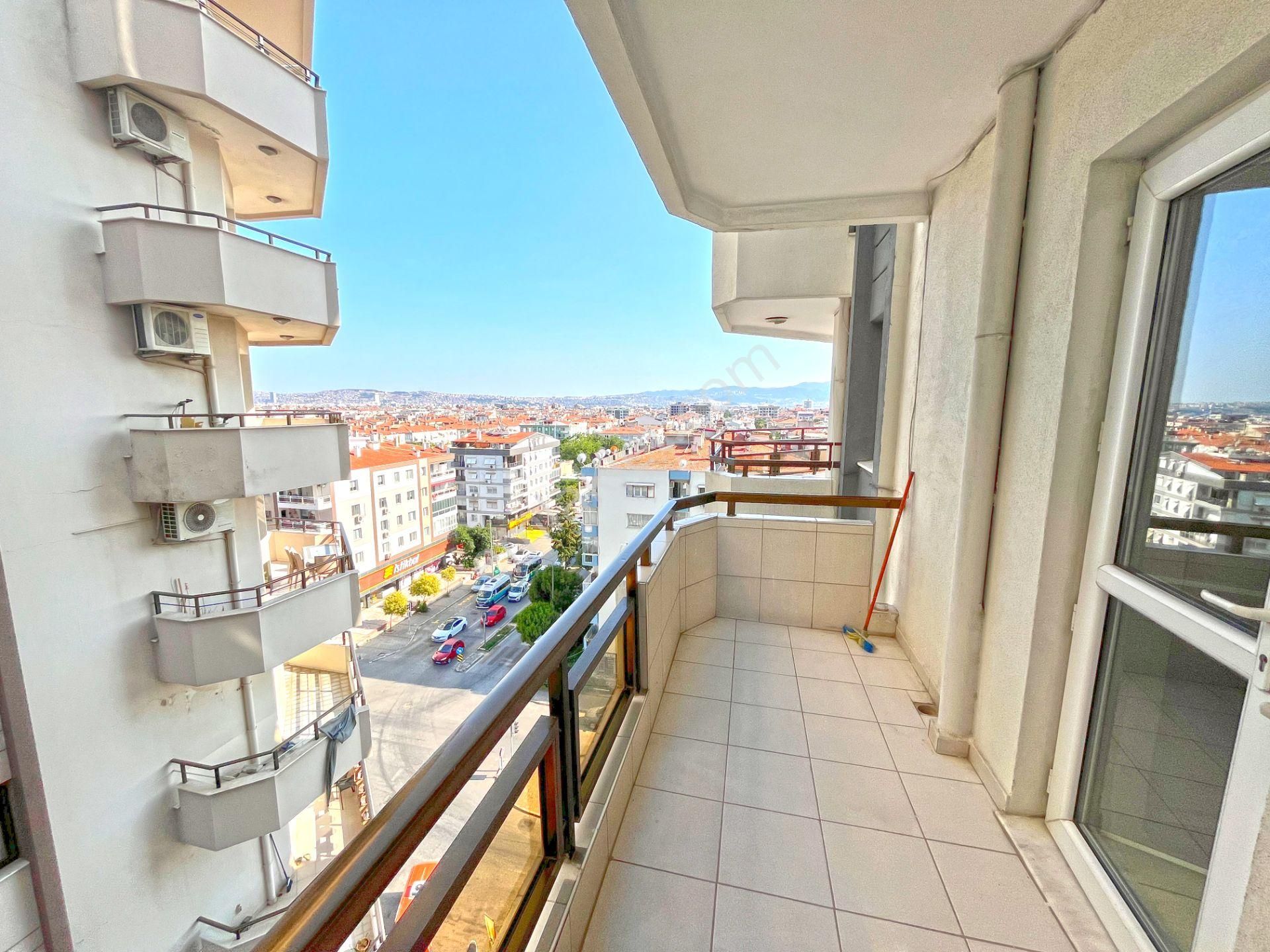 Karşıyaka Gün Sazak Bulvarında Satılık Manzaralı Geniş 3+1 Daire - Görsel 16