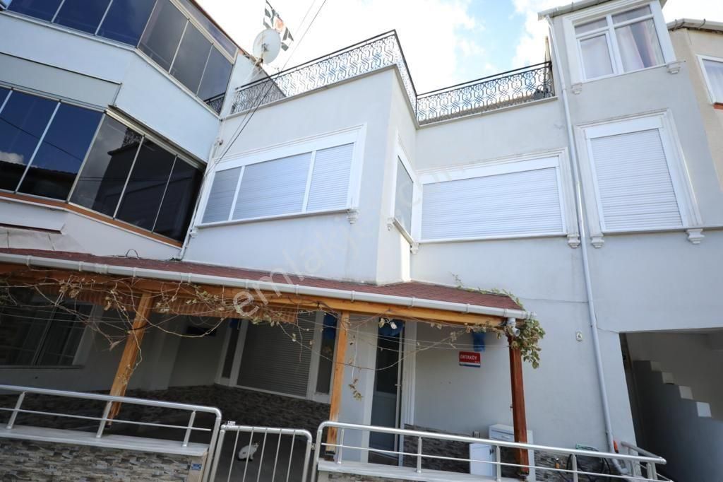 Remax Cıty'den Eşyalı, Komple Yenilenmiş, 3 Katlı Müstakil Bina