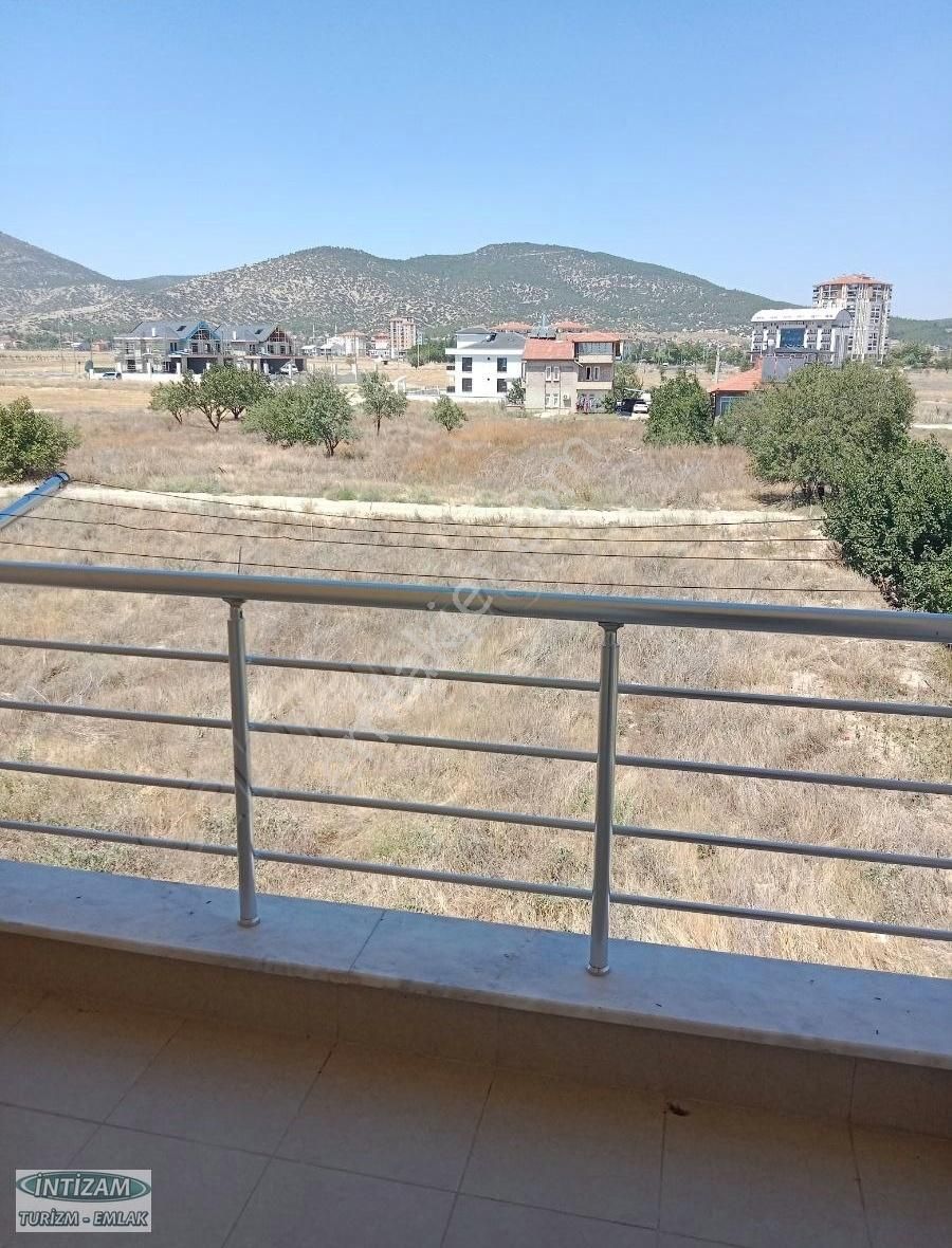 Isparta Merkez Çünürde 2+1 Eşyalı Kiralık Apart