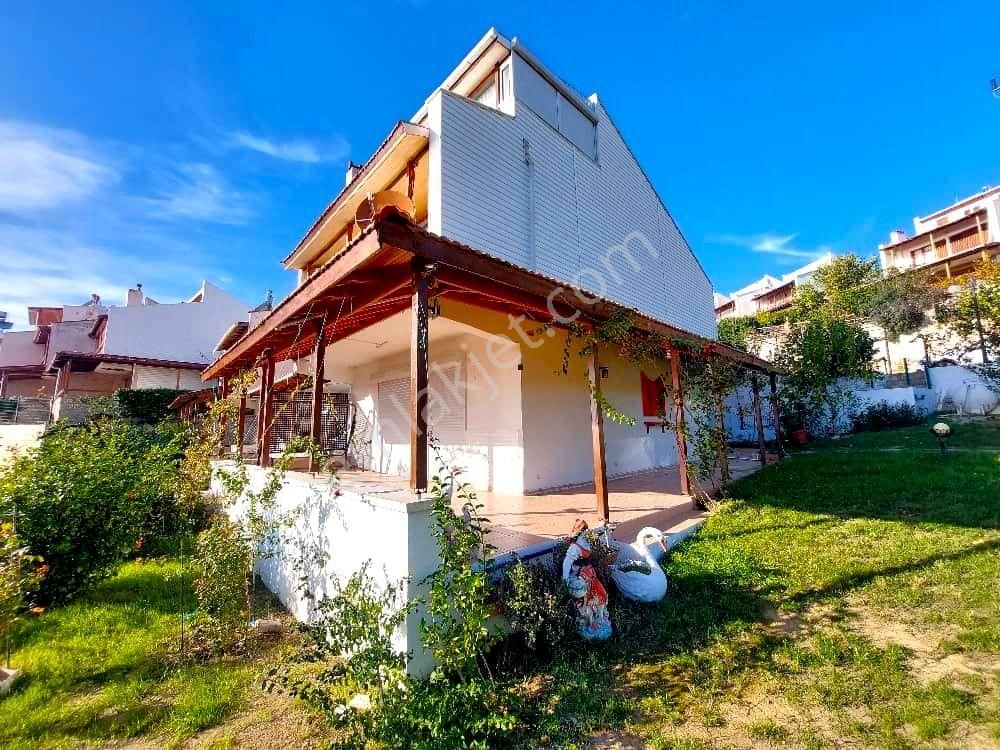 İzmir Seferihisar Doğanbey De Satılık Deniz Manzaralı Bahçeli Yazlık 4+1 - Görsel 3