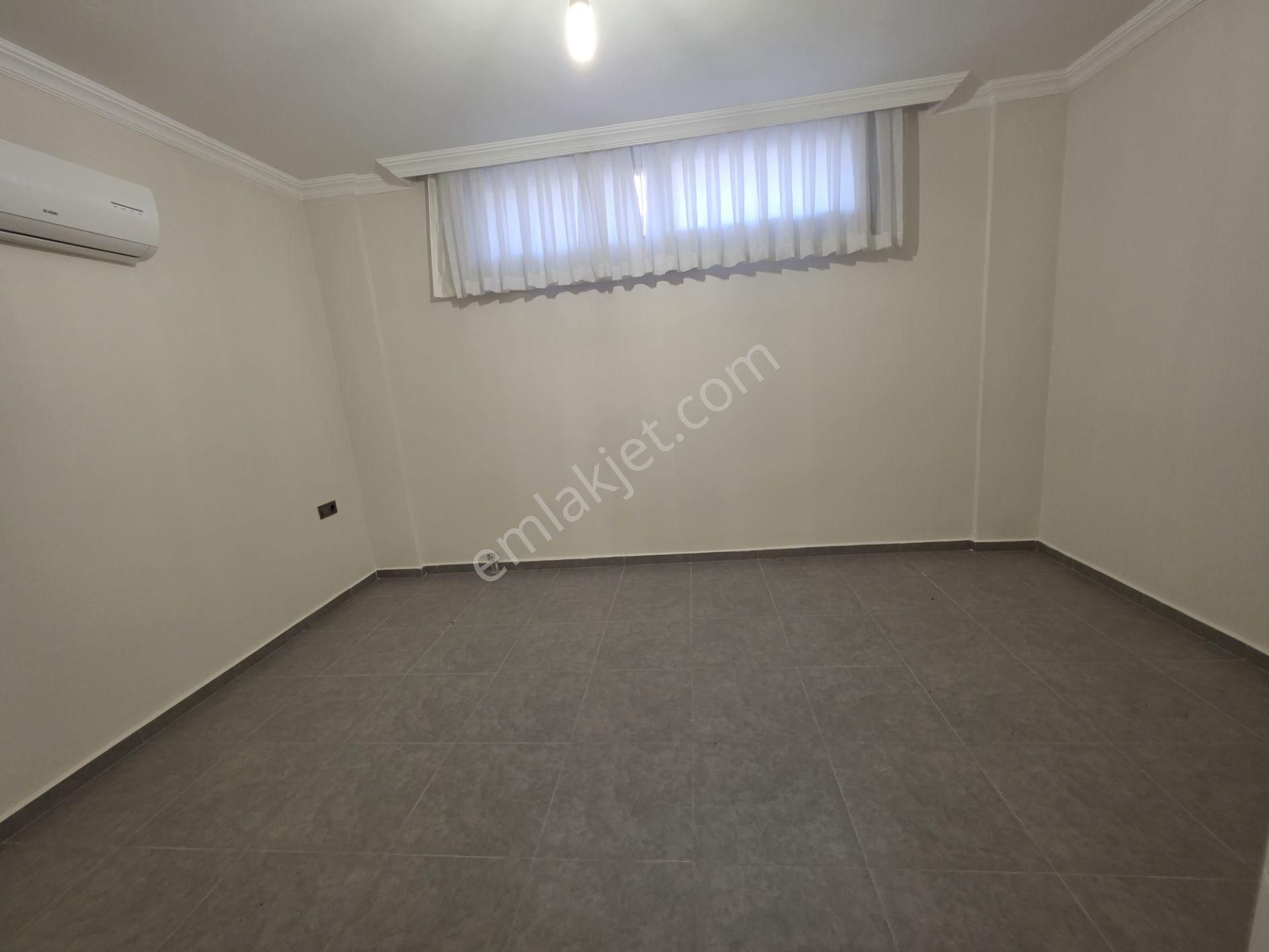 Denize 100 Metre Satılık Tam Müstakil Villa - Görsel 33