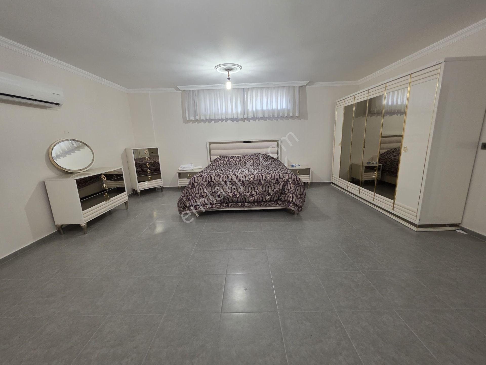 Denize 100 Metre Satılık Tam Müstakil Villa - Görsel 30