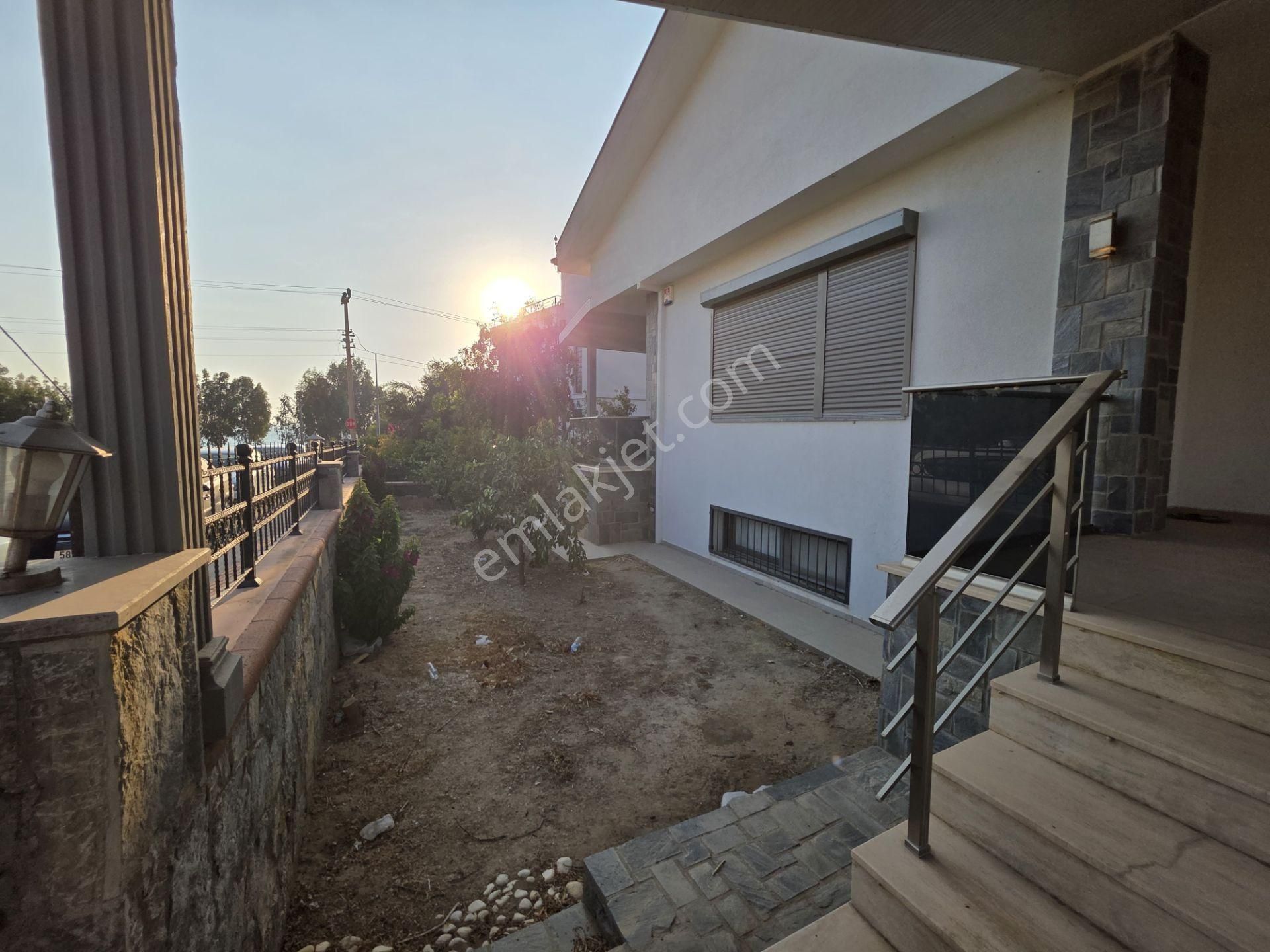 Denize 100 Metre Satılık Tam Müstakil Villa - Görsel 4