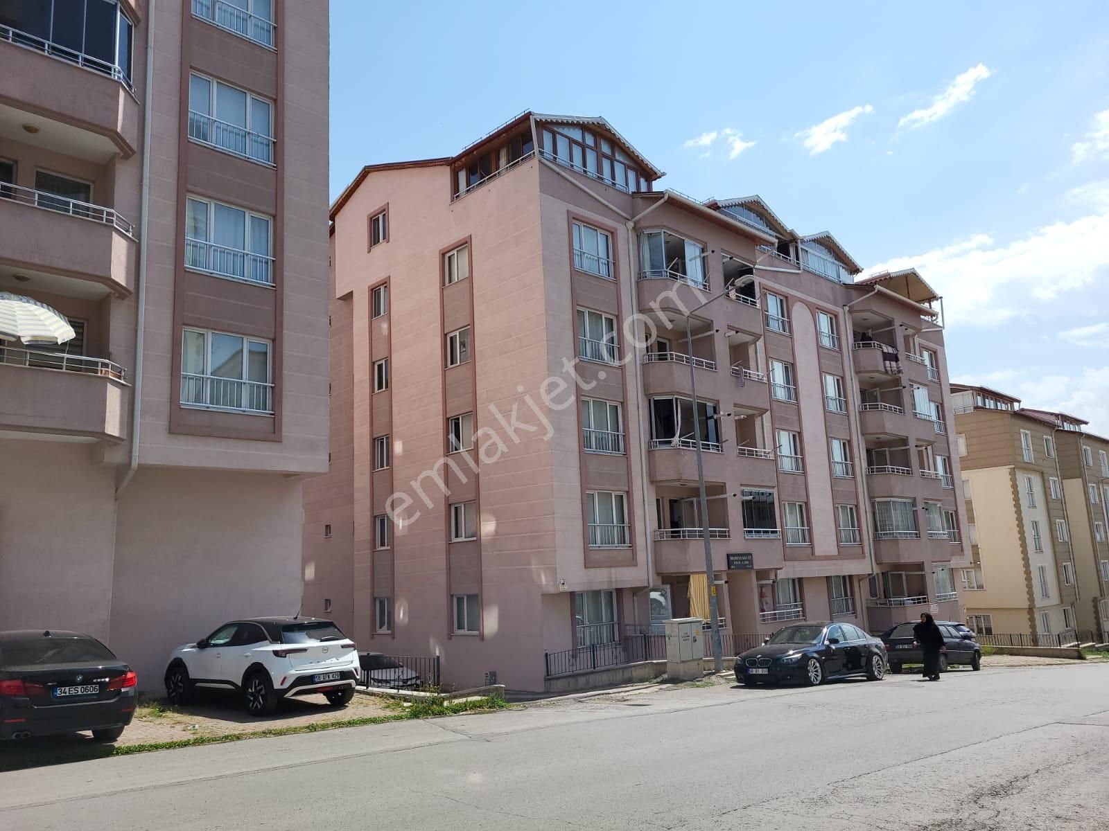 Sahibinden Satılık Bakımlı Muhteşem Konumlu Satılık Dubleks Daire