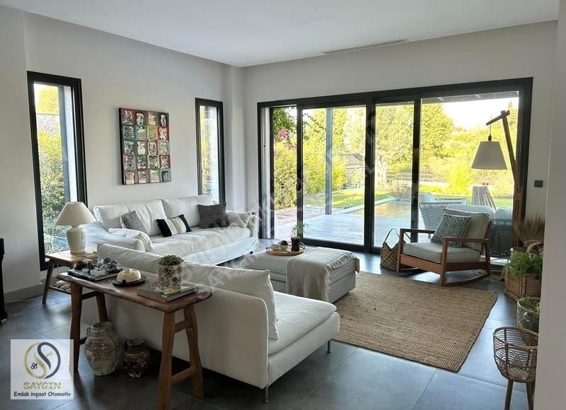 Dereköy'de 750 M2 Arsa İçinde Müstakil Havuzlu Lüks Flat Villa - Görsel 18