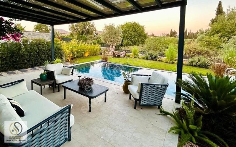 Dereköy'de 750 M2 Arsa İçinde Müstakil Havuzlu Lüks Flat Villa - Görsel 20