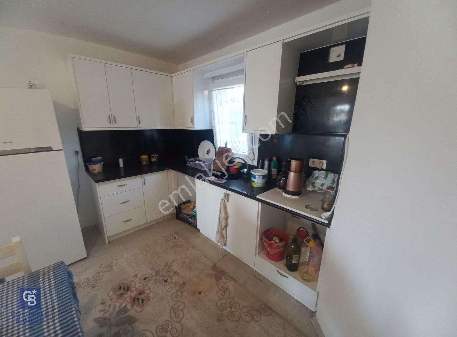 Akyarlar Kemerde Yıllık Kiralık Eşyasız 2+1 Bahçeli Daire