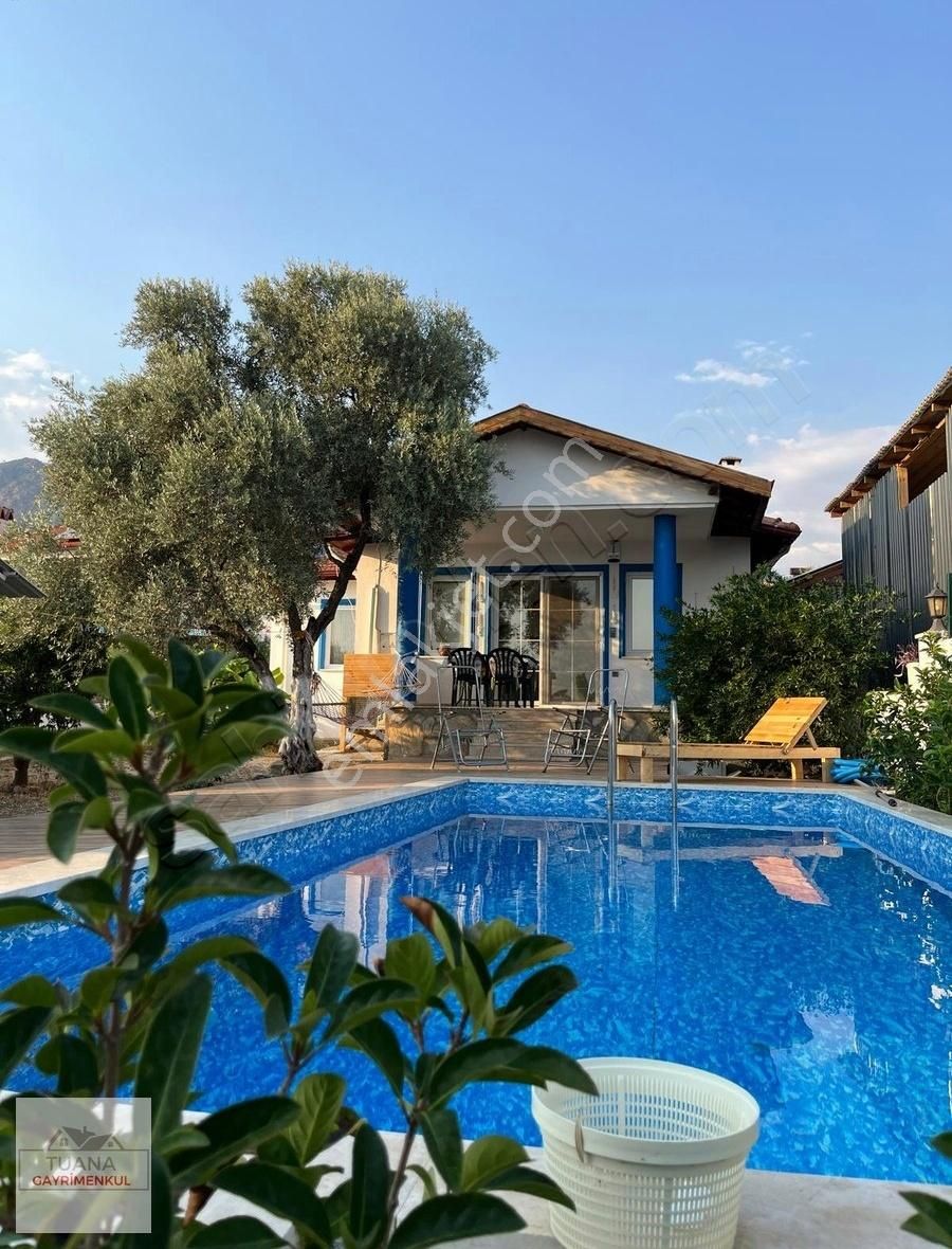 Tuana Gayrimenkul'den Toparlarda 2+1müstakil Kiralık Villa