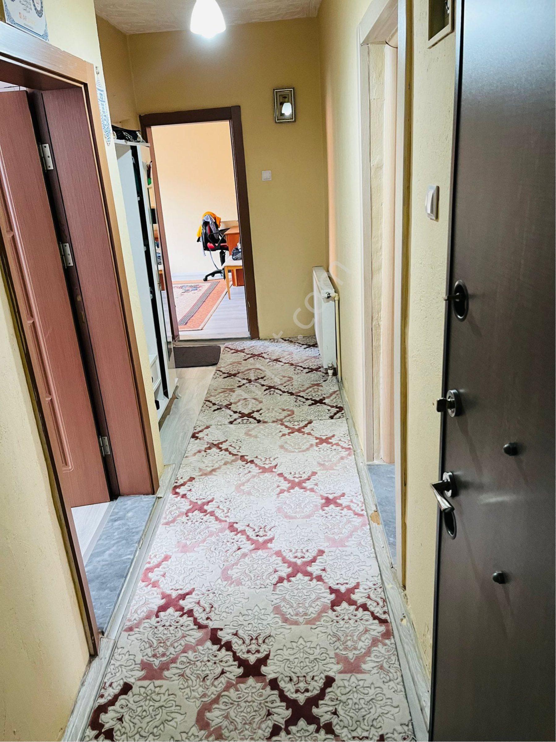 Satılık Müstakil Ev Sarayaltı Mahallesinde 3 Katlı - Görsel 9