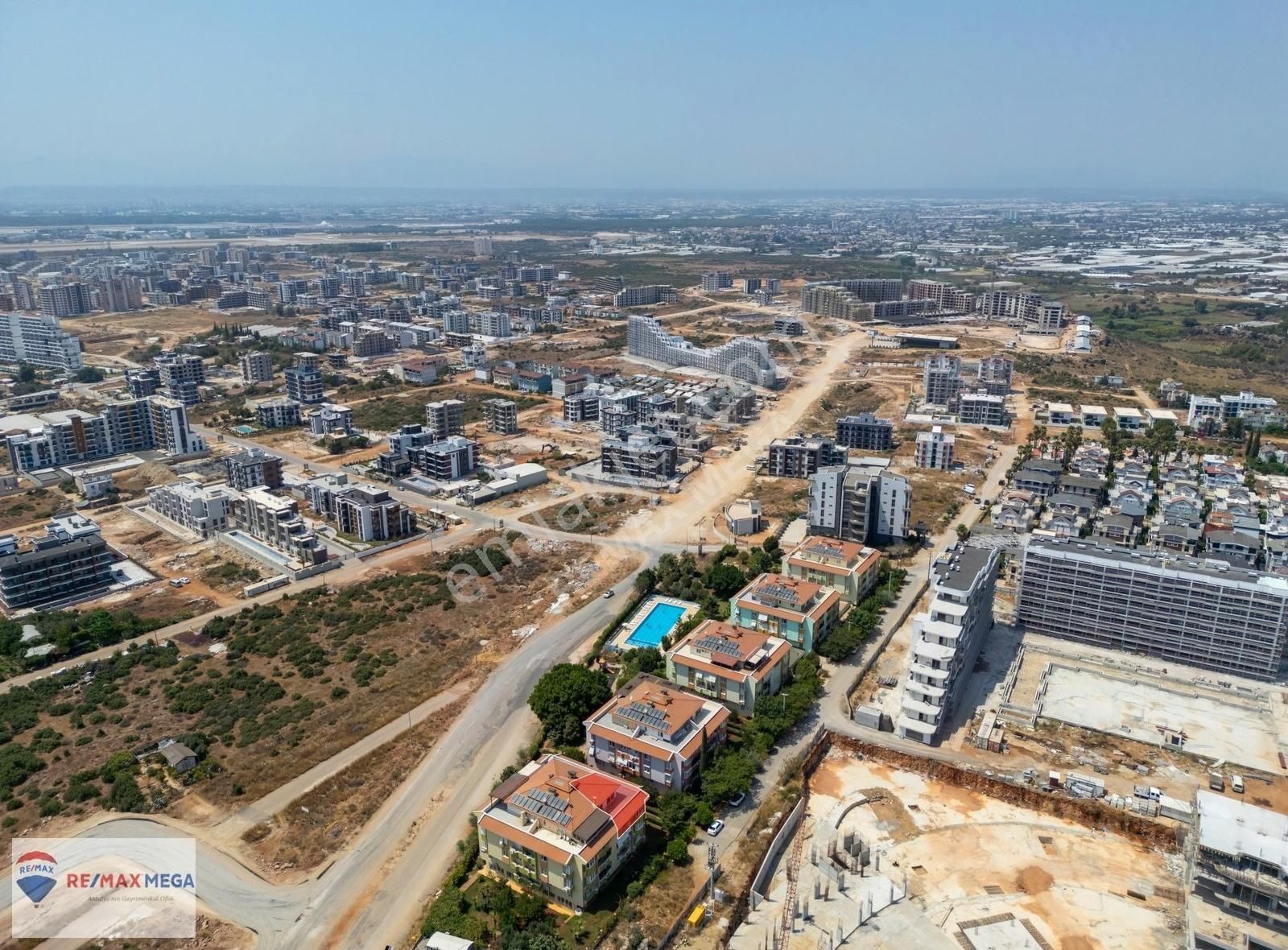 Altıntaş'ta Site İçinde Satılık Lüks 4+1 Dubleks Daire - Görsel 33