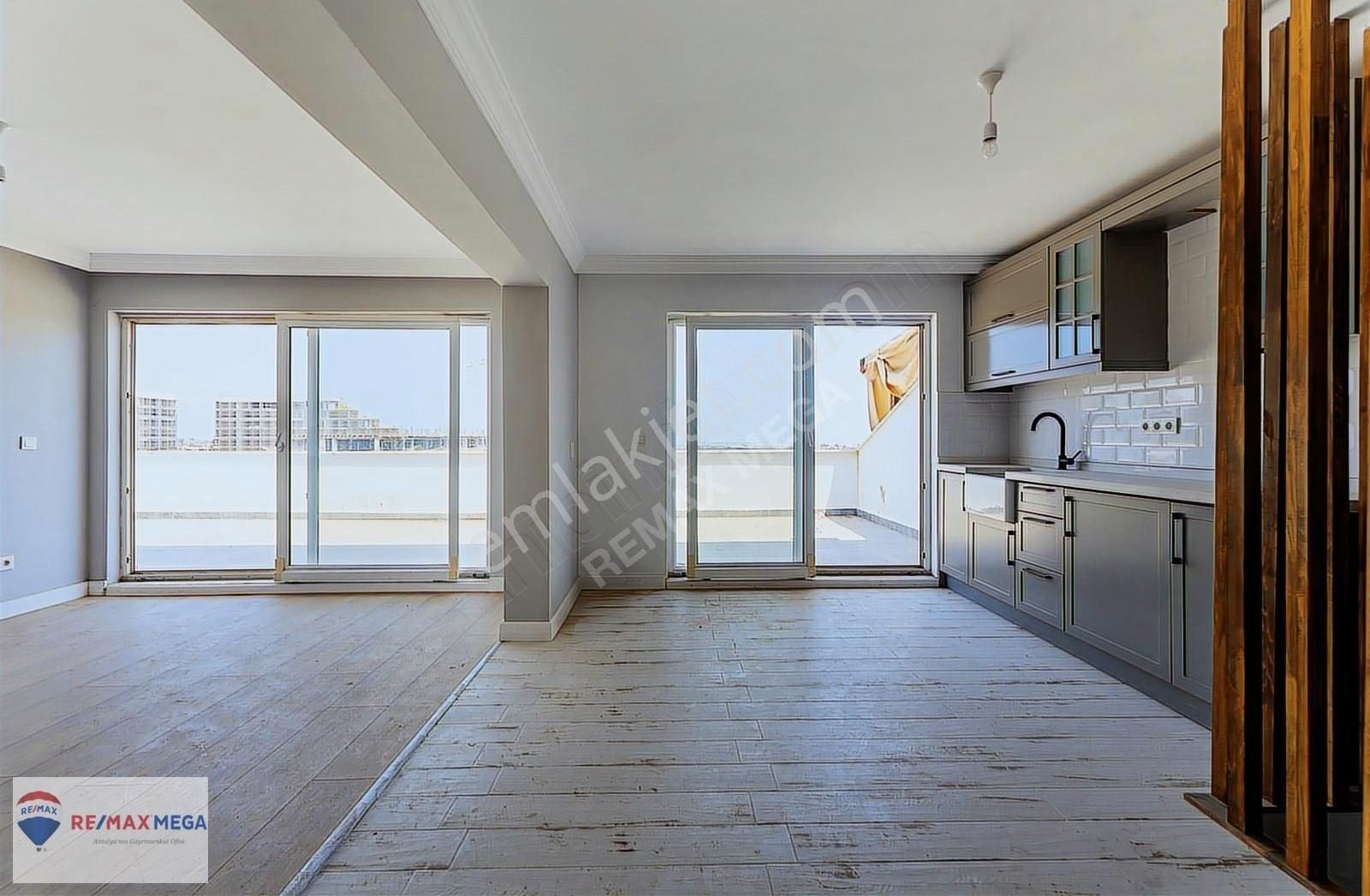 Altıntaş'ta Site İçinde Satılık Lüks 4+1 Dubleks Daire - Görsel 4