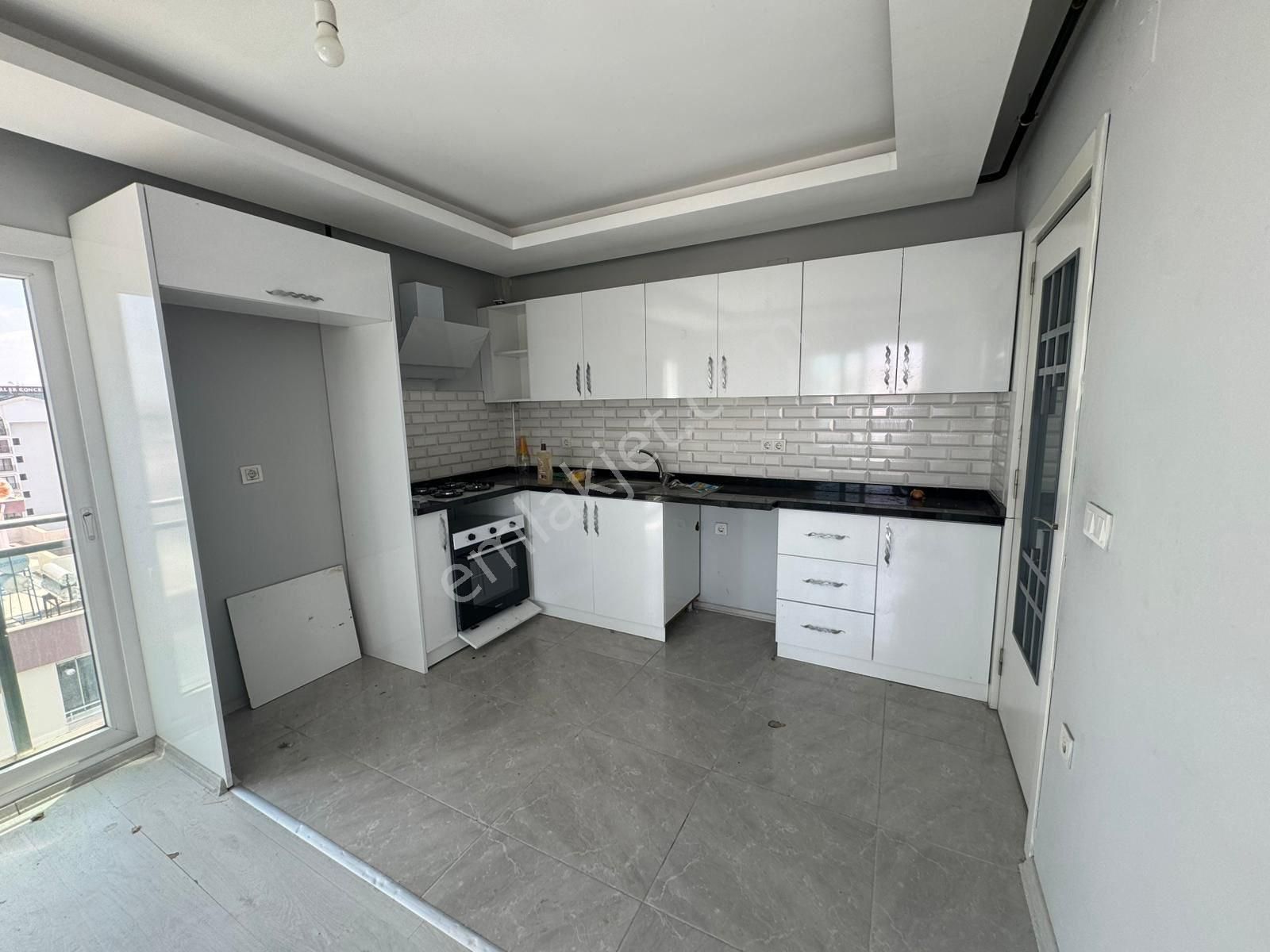 Yeni Baraj’da Barajyolu Üzerinde 5+1 Lüks Dubleks – Kapalı Otopark – Full Donanımlı