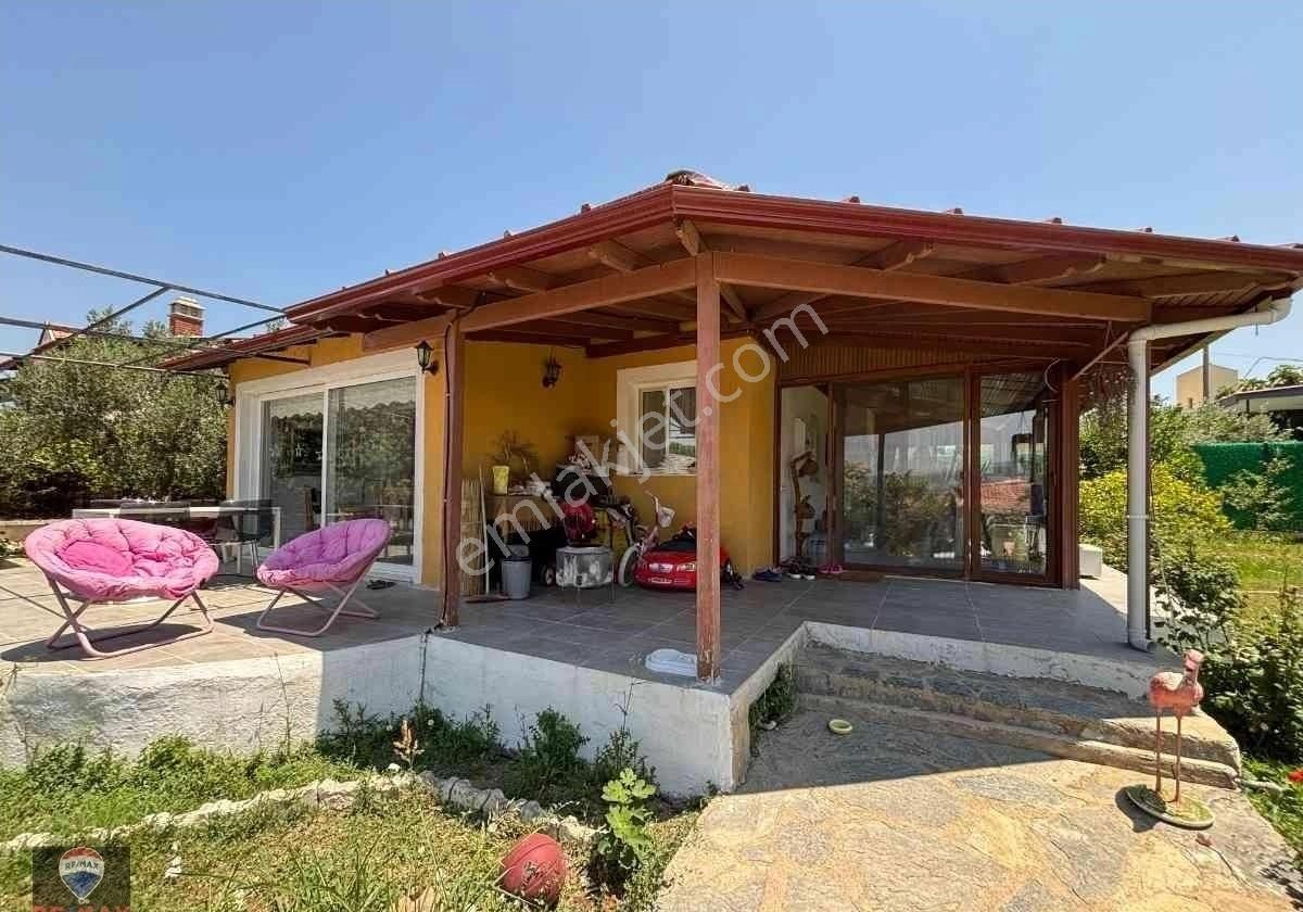Urla Hekımköy Sıtesı'nde Tam Müstakıl 2+1 Kıralık Dubleks Vılla