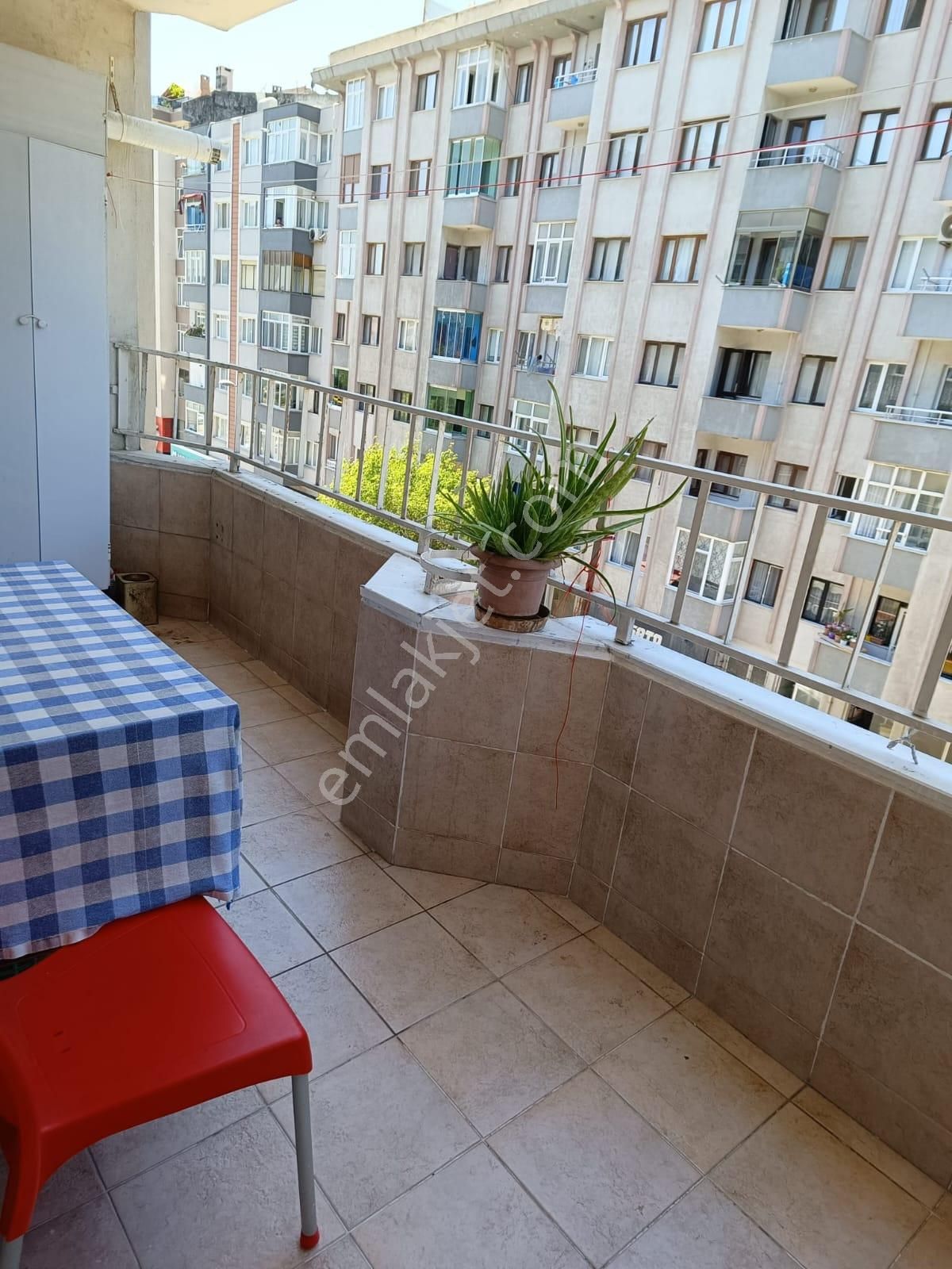 Ordu Caddesi Üzerinde 3+1 Ara Kat Daire - Görsel 5