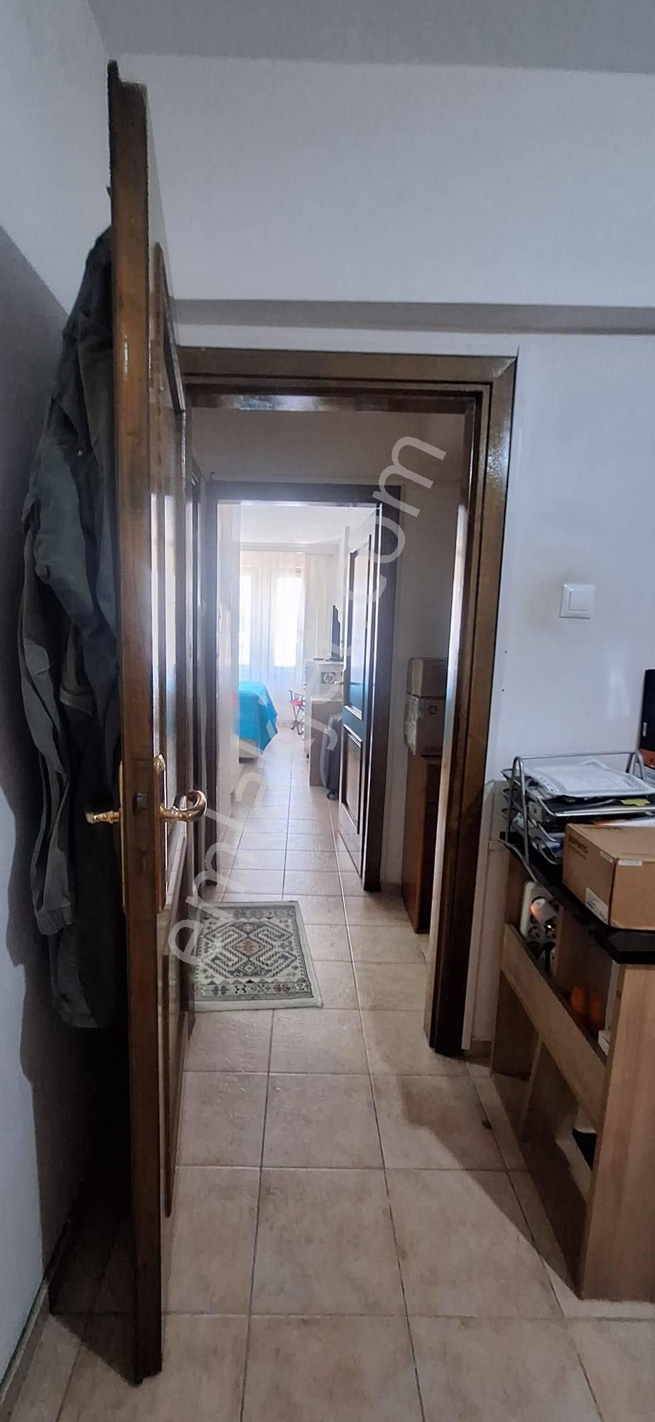 Ordu Caddesi Üzerinde 3+1 Ara Kat Daire - Görsel 12