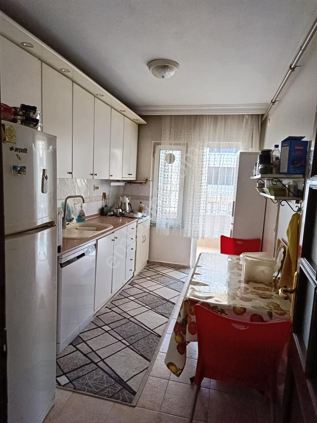 Ordu Caddesi Üzerinde 3+1 Ara Kat Daire - Görsel 2