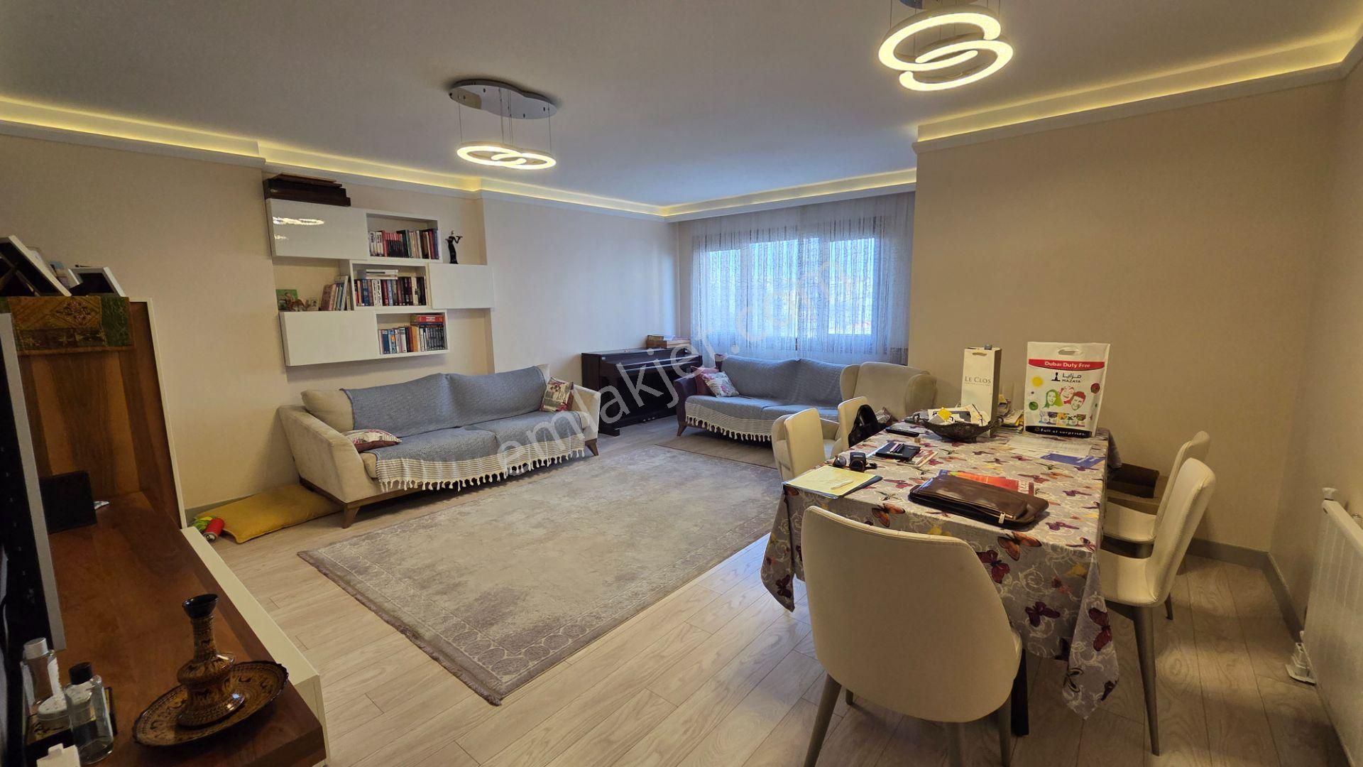 Soyak Gökyüzü Konutları, Koşuyolu & Barbaros Mh. Balkonlu 3+1 - Boş- - Görsel 3