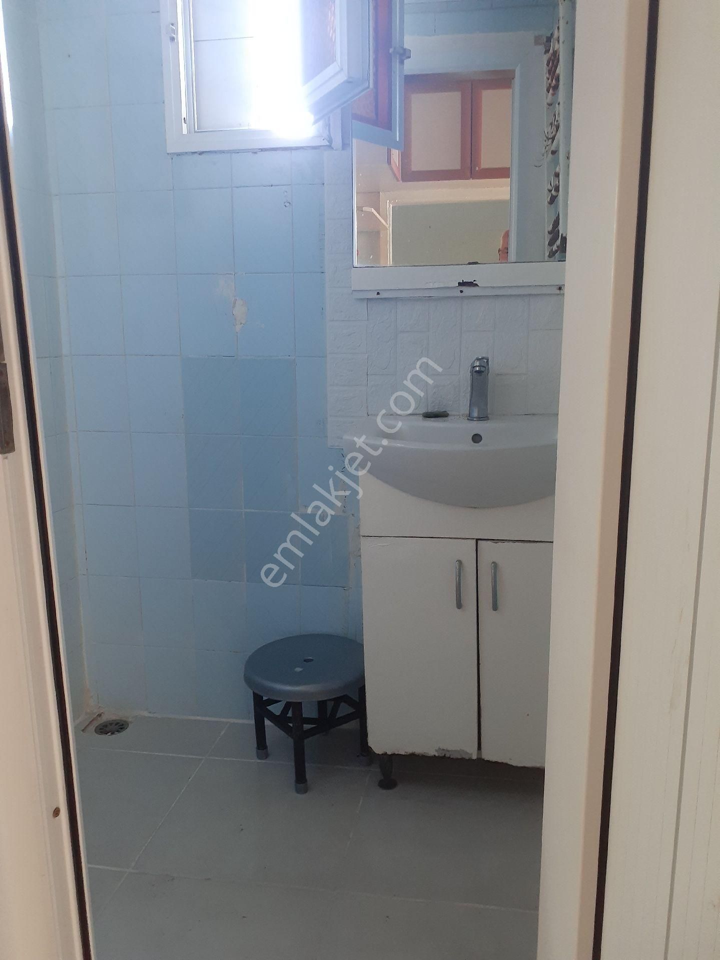 Fatih Kocamustafapaşa Sümbülefendi Buzpisti Spor Kompleksi Yanında Boş Arakat... - Görsel 7