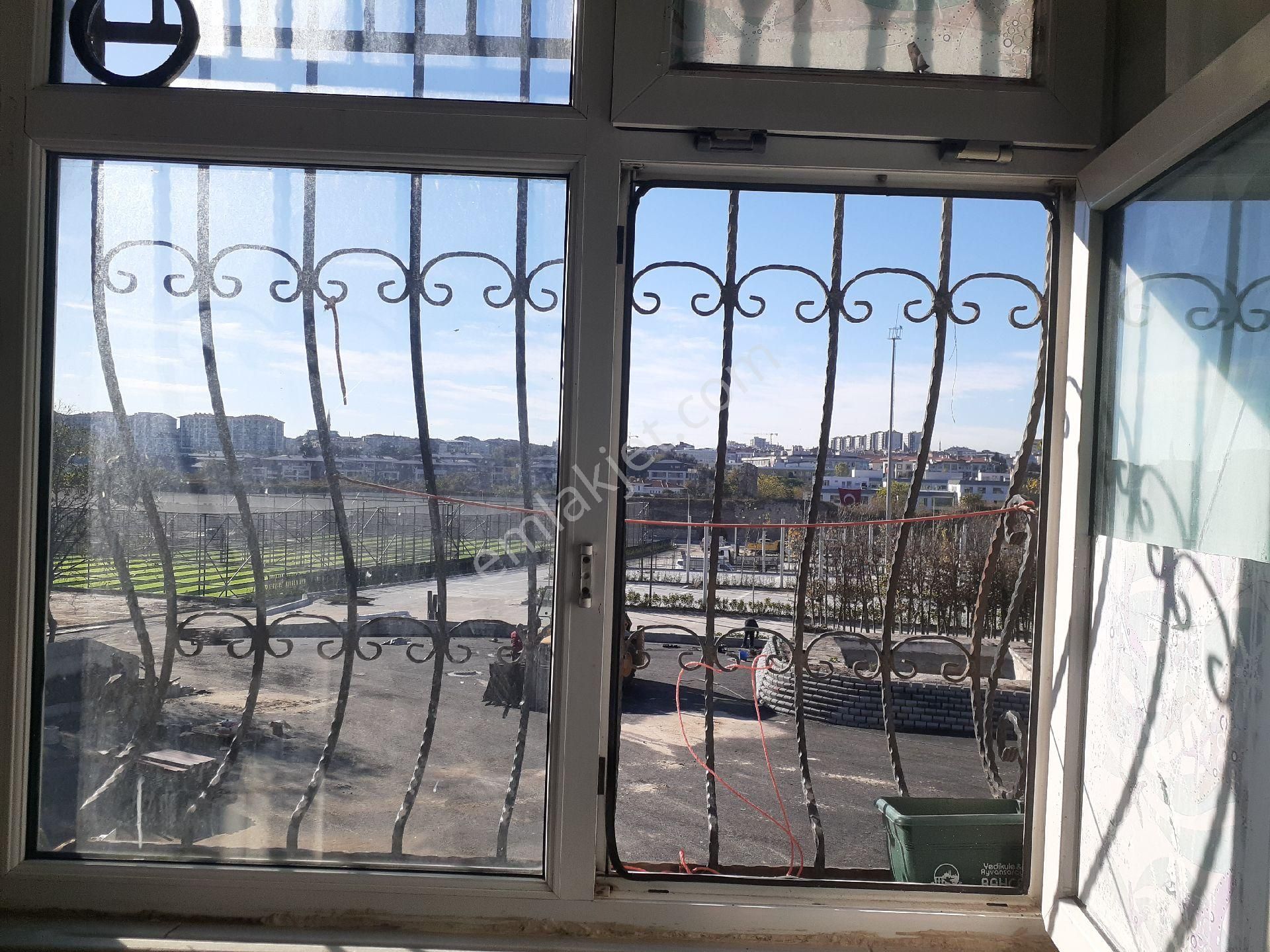 Fatih Kocamustafapaşa Sümbülefendi Buzpisti Spor Kompleksi Yanında Boş Arakat... - Görsel 25