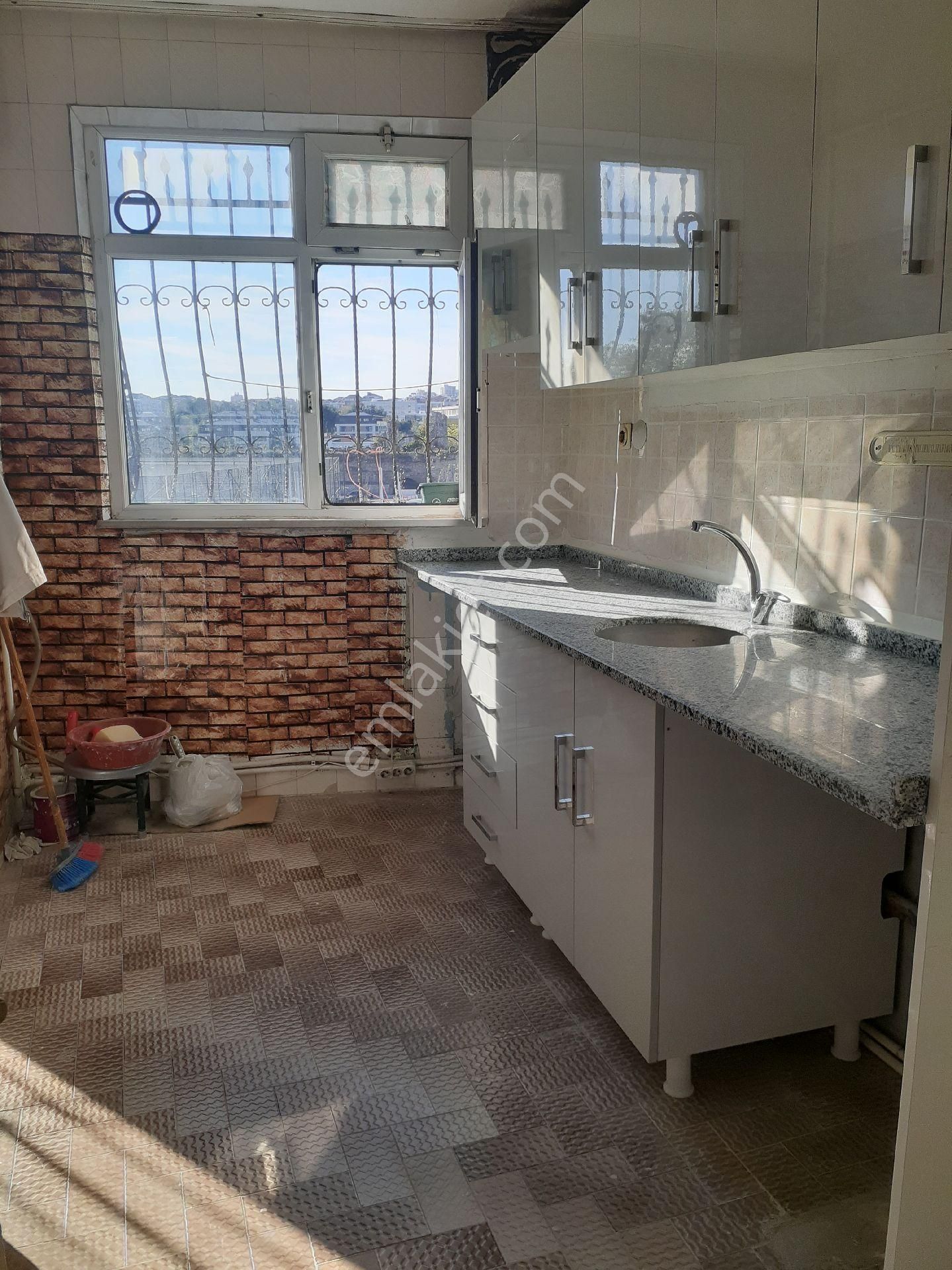 Fatih Kocamustafapaşa Sümbülefendi Buzpisti Spor Kompleksi Yanında Boş Arakat... - Görsel 26