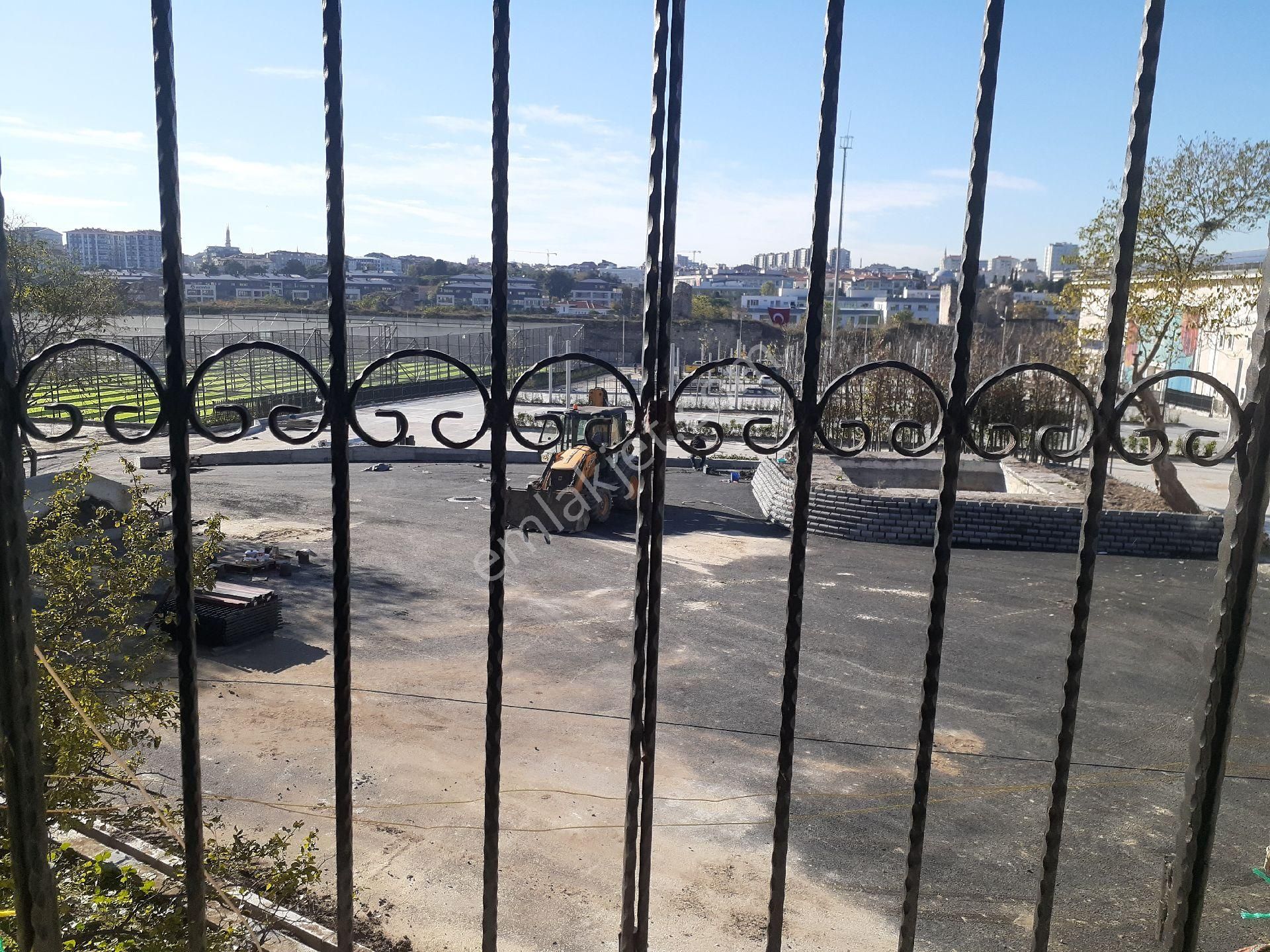 Fatih Kocamustafapaşa Sümbülefendi Buzpisti Spor Kompleksi Yanında Boş Arakat... - Görsel 31