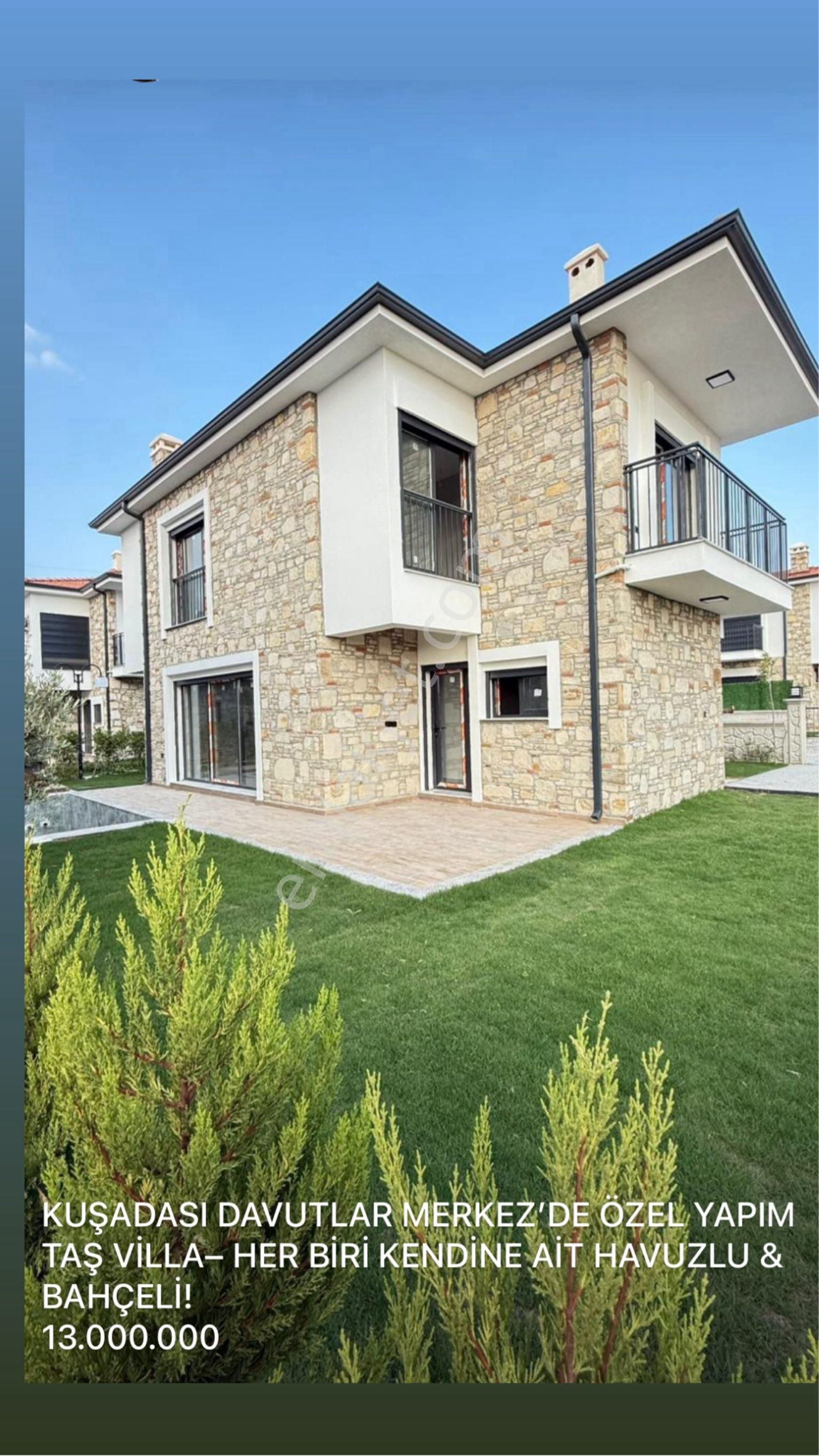 Kuşadası Davutlarda Satılık Özel Havuzlu Tek Müstakil Villa