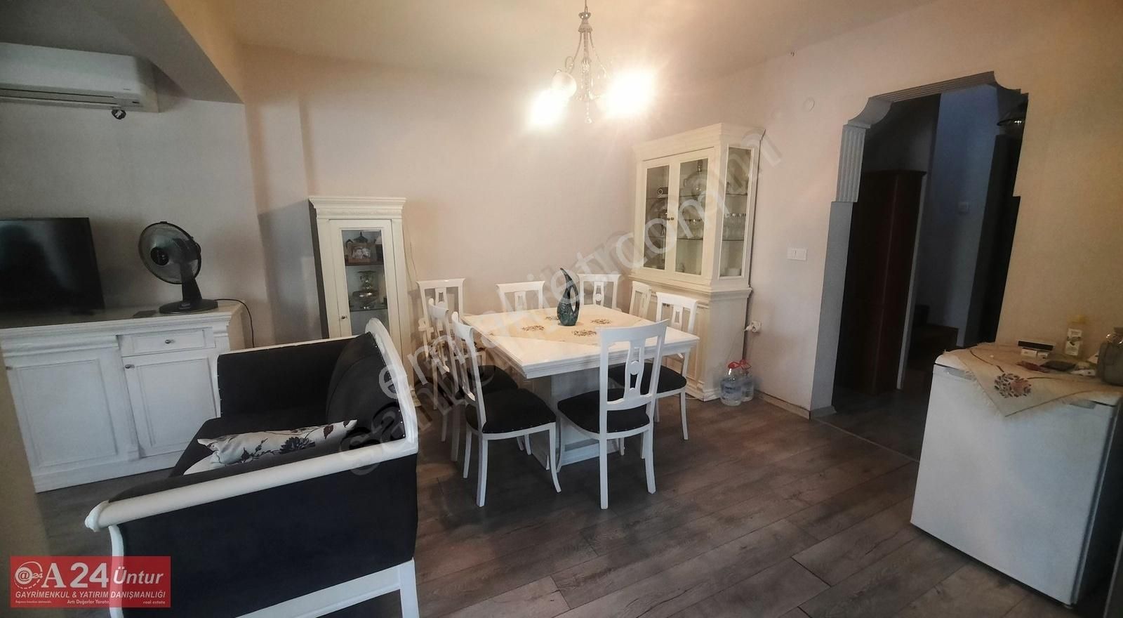 Urla Kalabak Kiralık Eşyalı Denize Yakın Giriş Odası Olan Villa