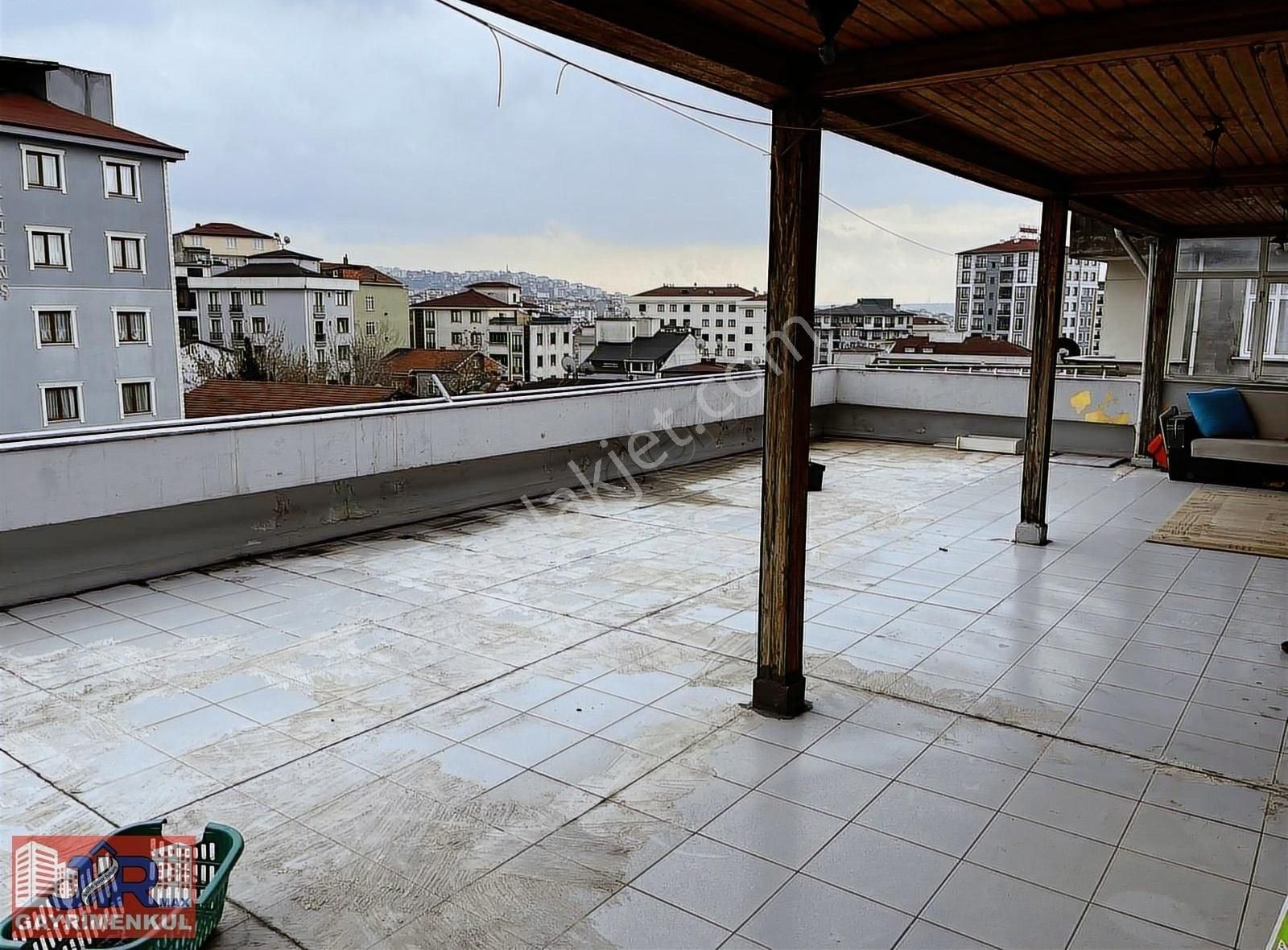 Jirmax'tan Tuzla Aydınlı Mah.satılık Teraslı Çatı Katı Dairemiz
