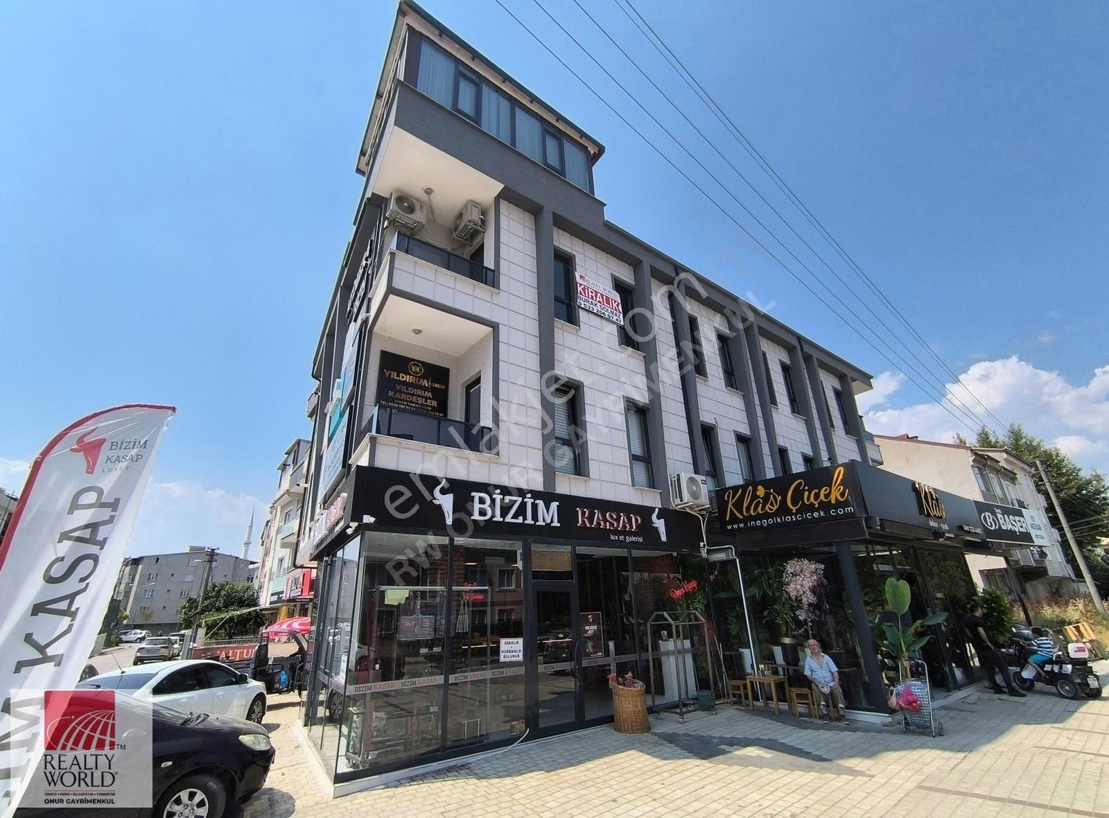 Burak Solmaz'dan Atimer 4 İş Merkezinde 70 M² 1+1 Kiralık Ofis