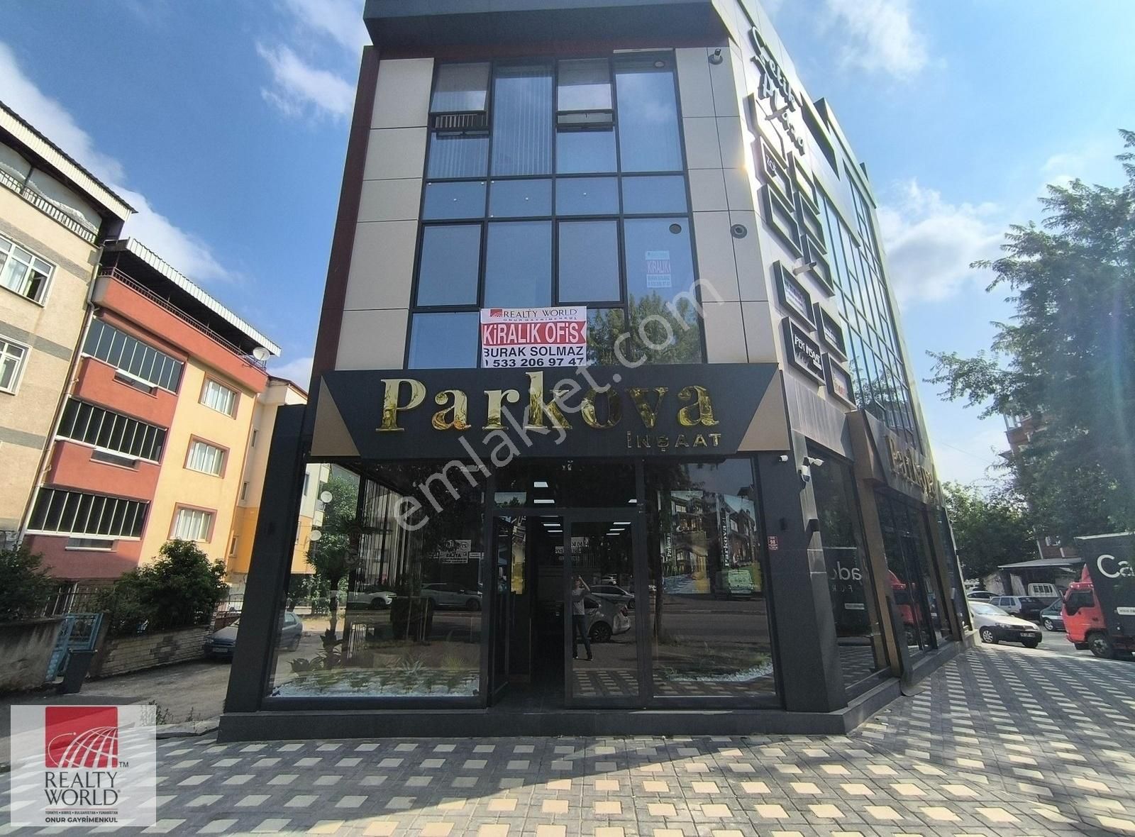 Burak Solmaz'dan Çelik Plaza İş Merkezin'de 55 M² Kiralık Ofis
