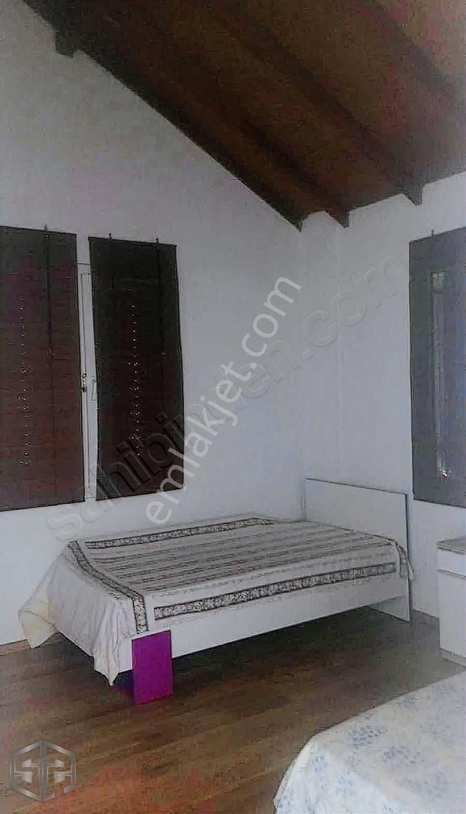 İzmir Selçuk Çamlık Mh 423m2 Satılık Ev - Görsel 3