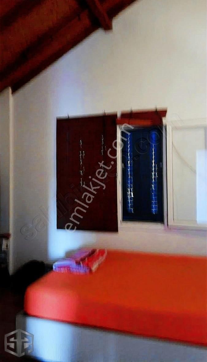 İzmir Selçuk Çamlık Mh 423m2 Satılık Ev - Görsel 5