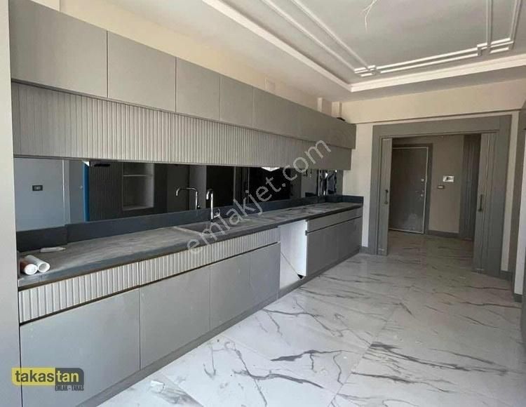 Osmangazi Mah Via Park Sitesinde Satılık 3+1 Lüx Daire