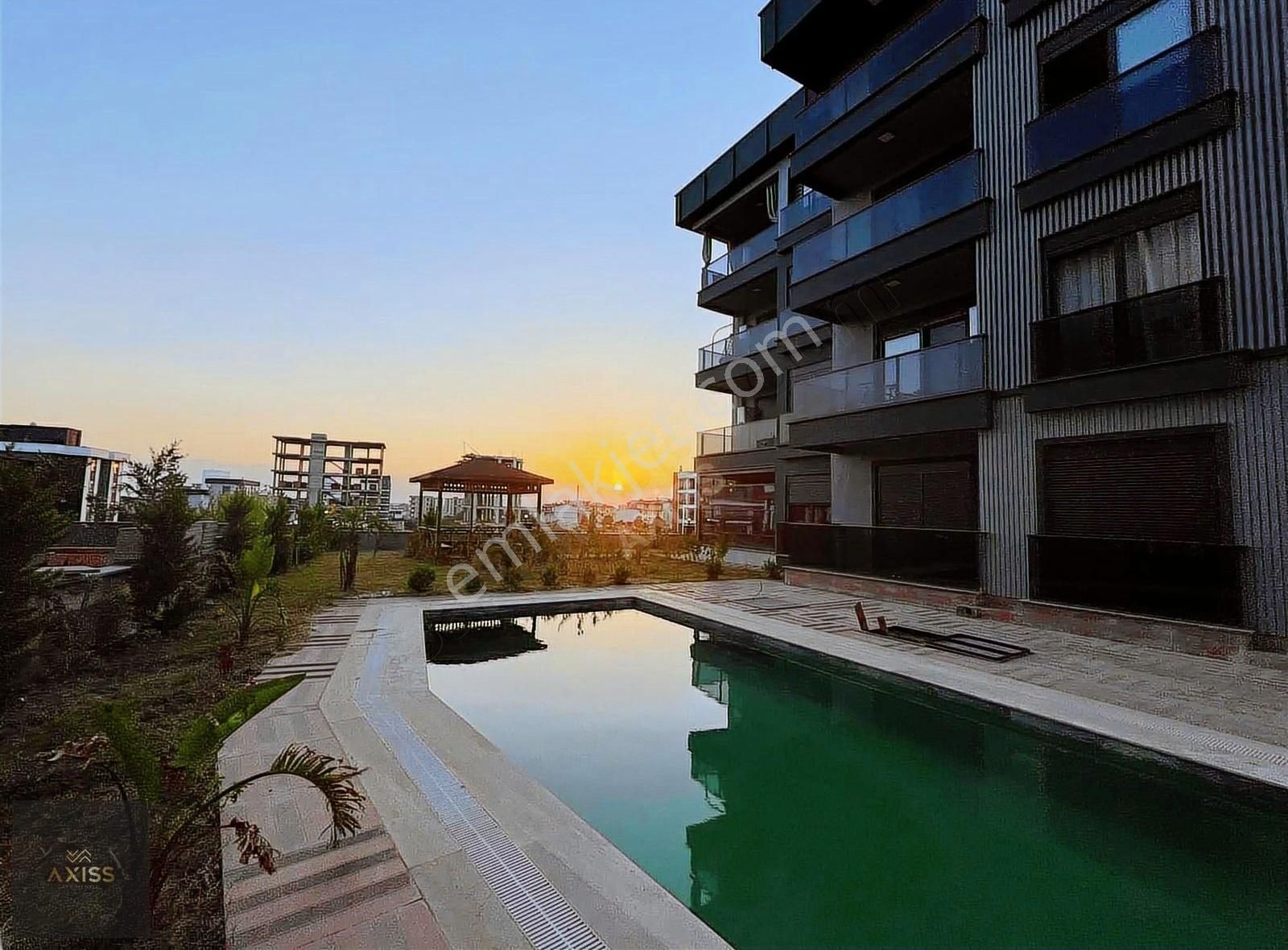 Altıntaşta Havuzlu, Açık Otoparklı 1+1 Satılık Daire