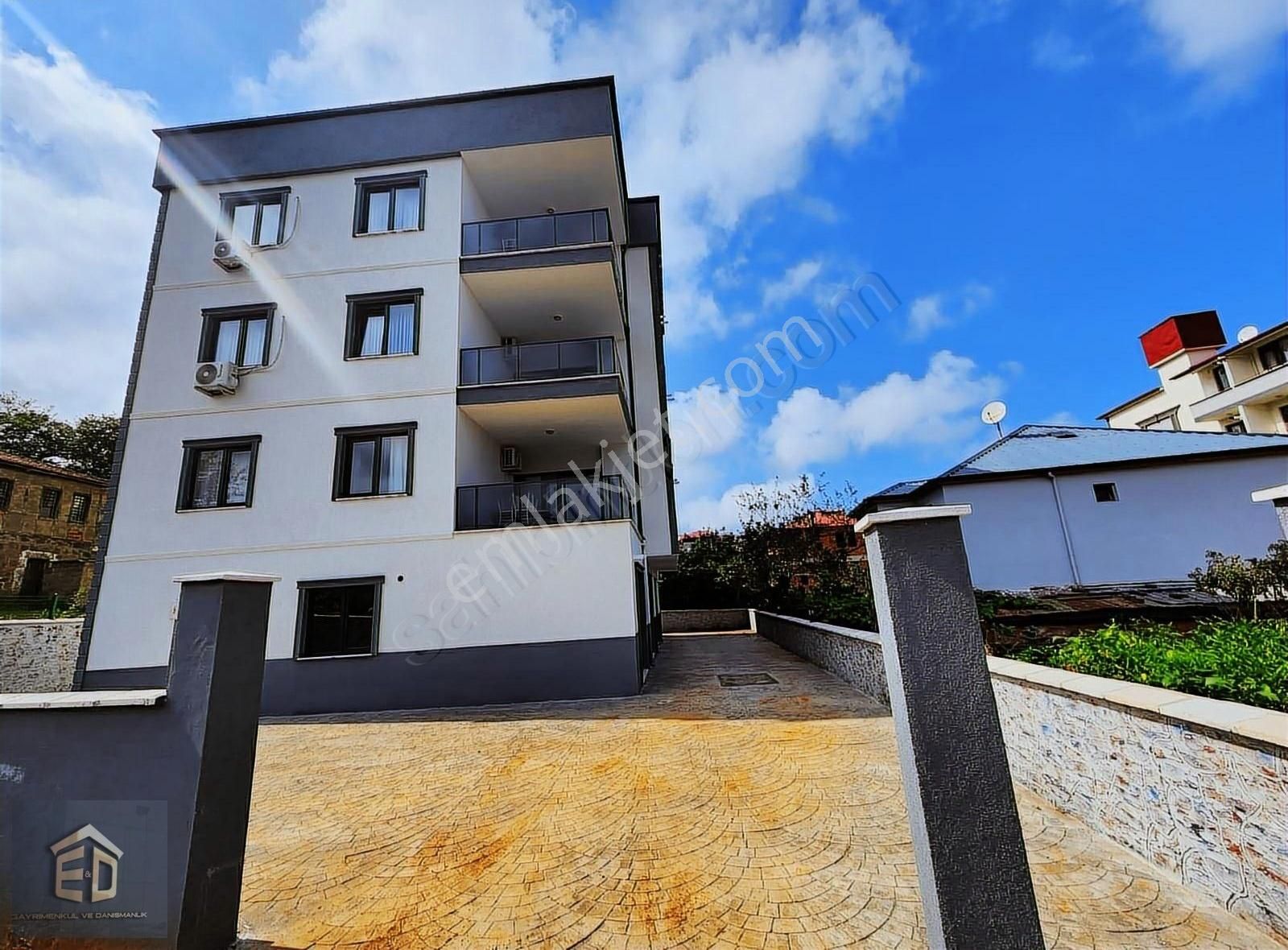 E&d Gyo'dan Trabzon Pelitli'de Eşyalı Kiralık 2+1 Sıfır Daire